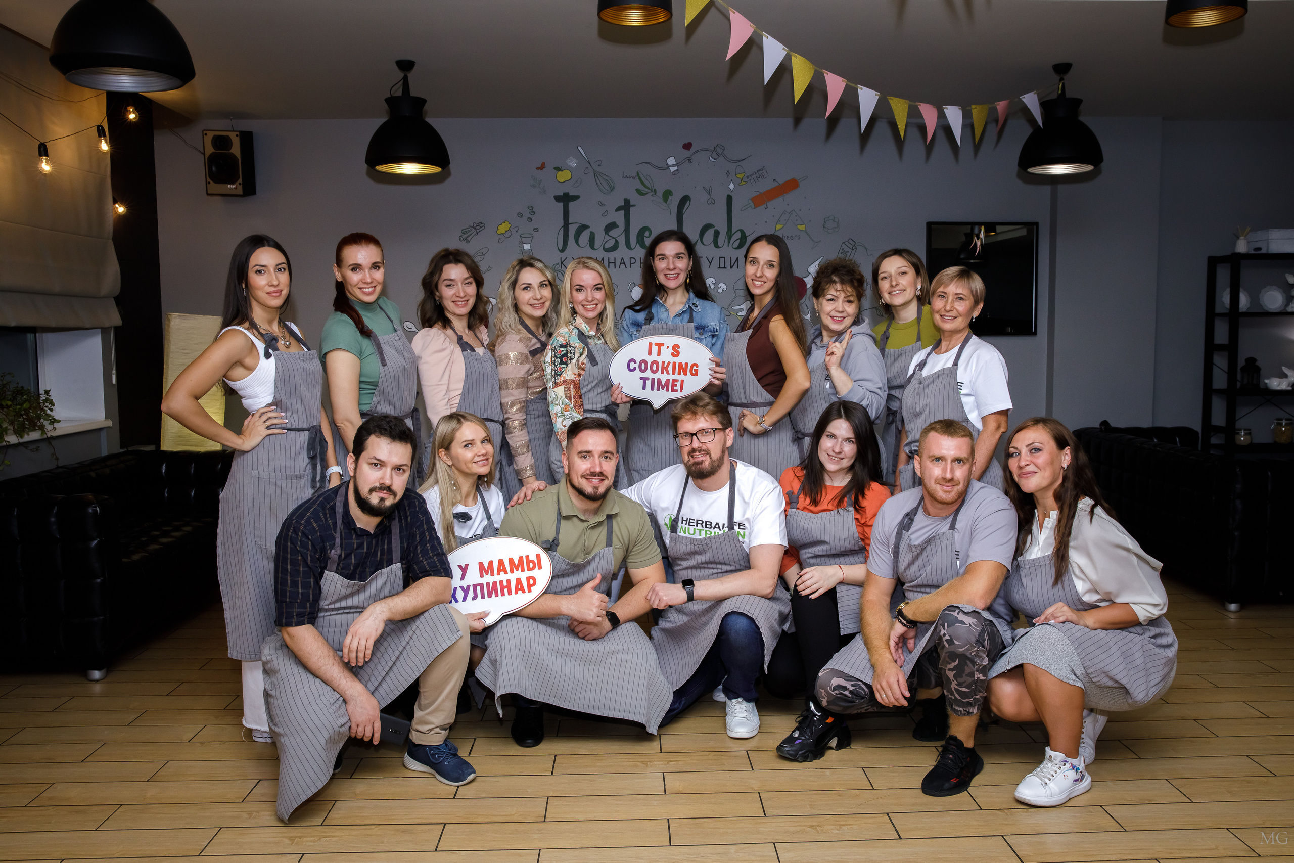 Выпускные Корпоративы Мероприятия. Маша Гонтарь Семейный домашний репортажный фотограф в Санкт-Петербурге