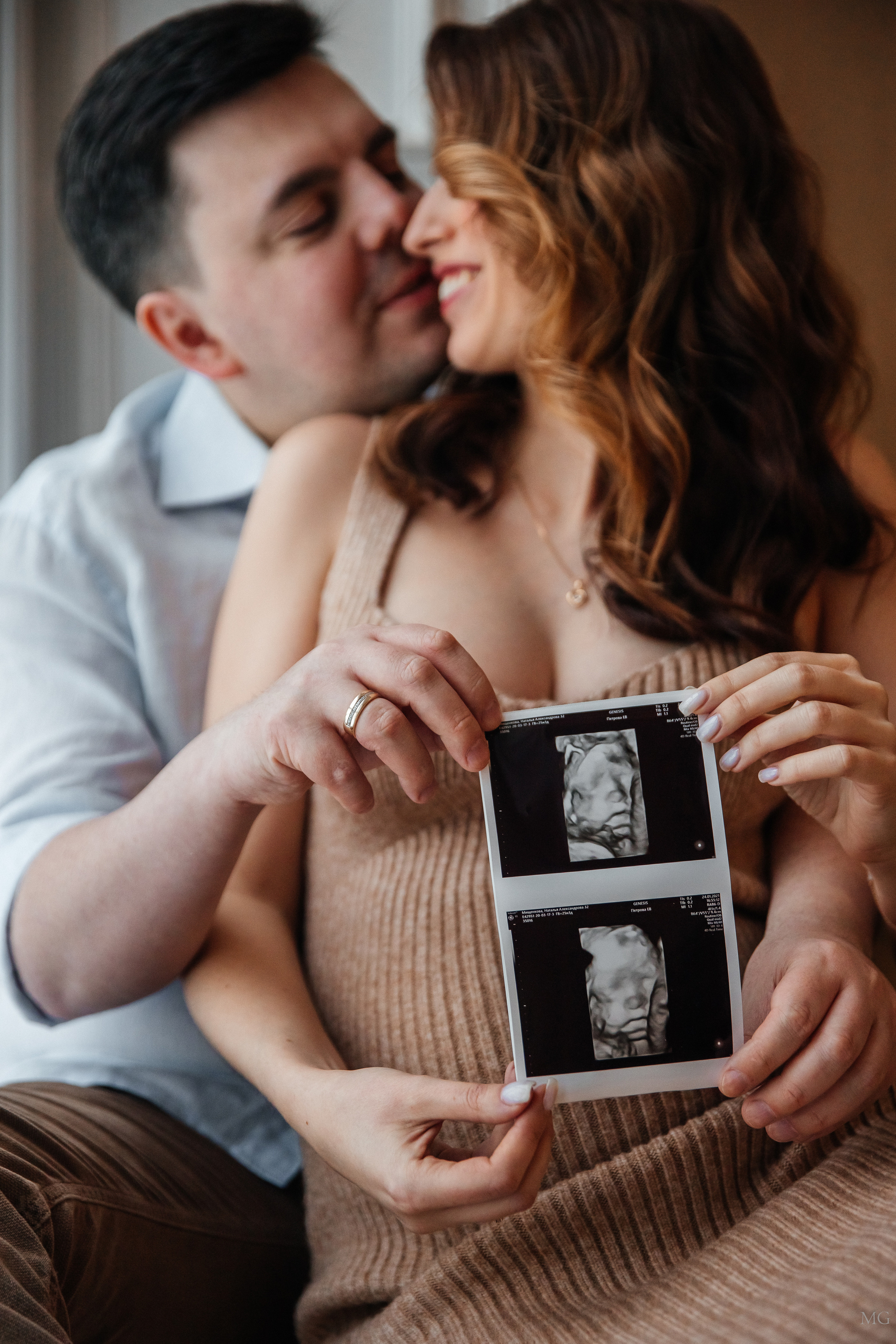 Фотосессия беременности в ожидании чуда в Санкт Петербурге. Маша Гонтарь Семейный домашний репортажный фотограф в Санкт-Петербурге