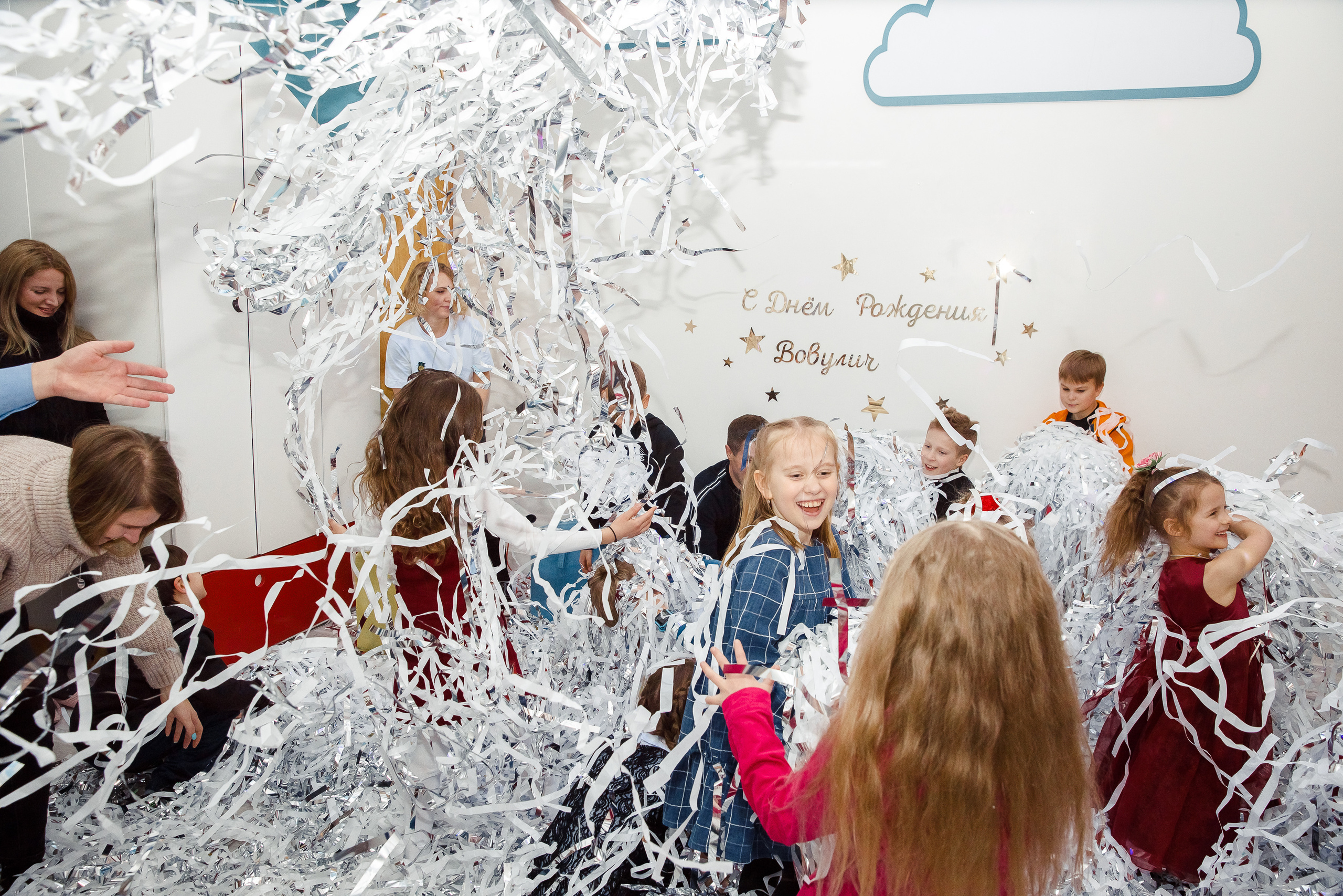 репортаж с детских дней рождения бумажная дискотека
