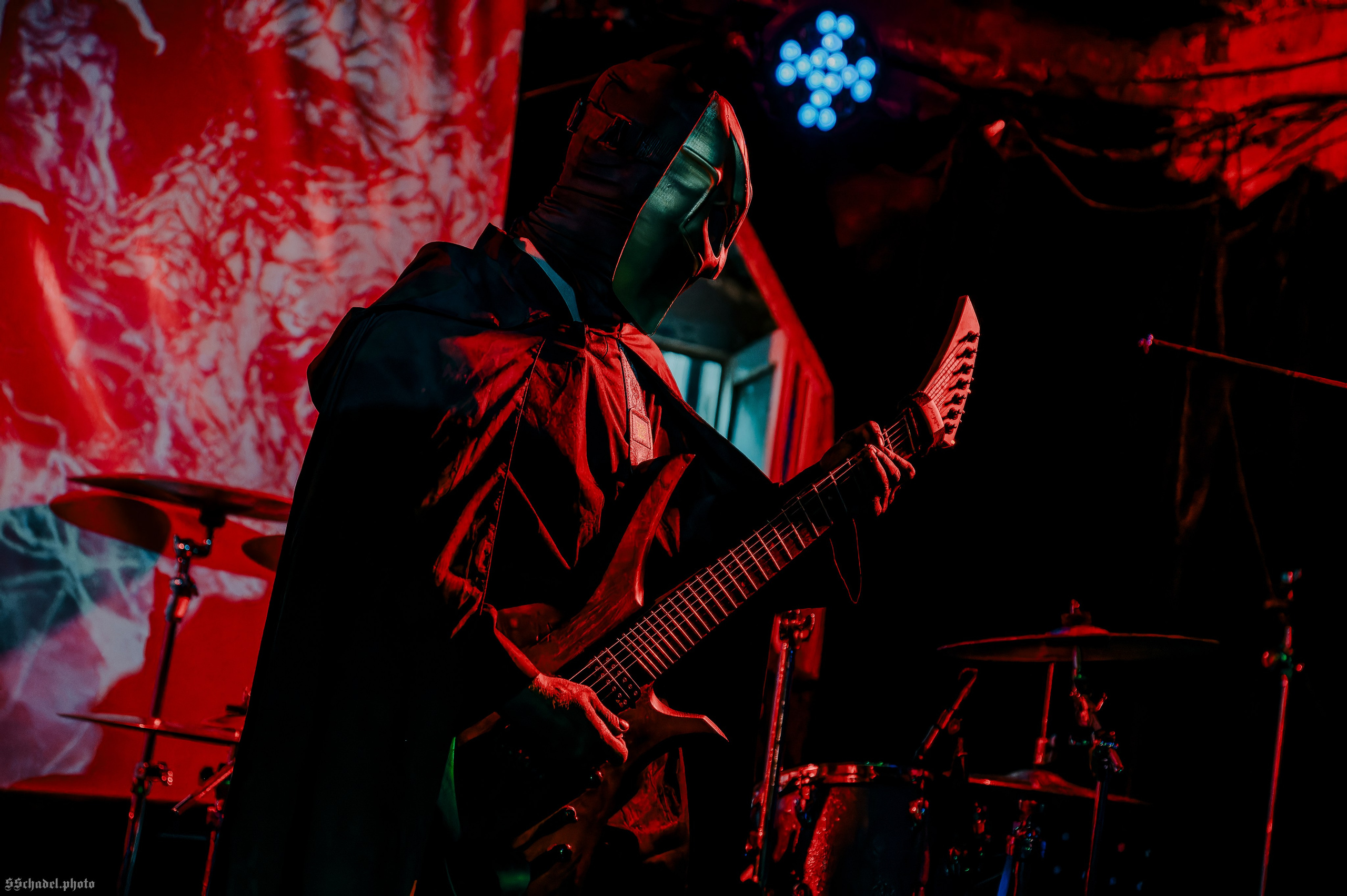 ILLA 21.06.26. We will make everything metal!