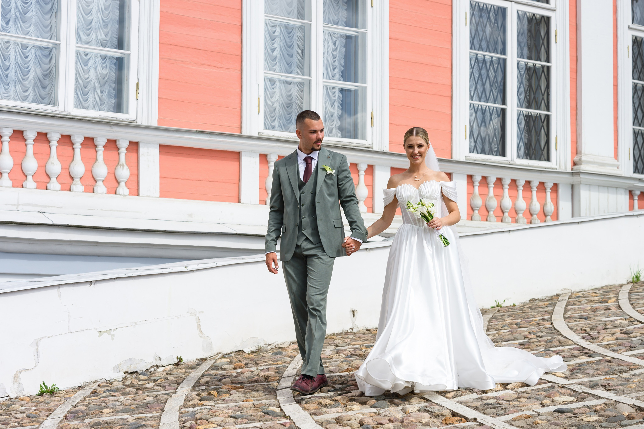 Свадебная фотосессия в отеле «Милан». Свадебный фотограф Москва Юрий Кульман