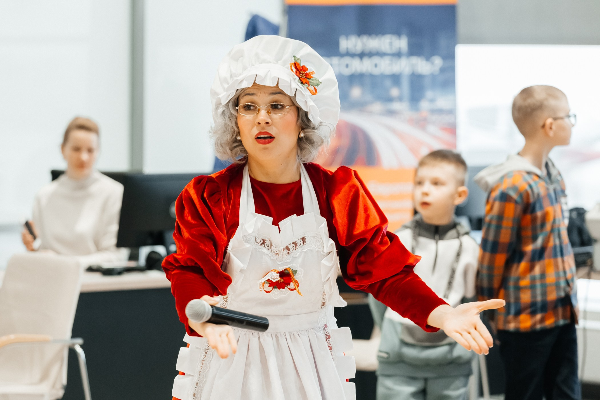 Детский мастер-класс в «Картель Авто» — «Студия чудес Алиса». Фотограф Кемерово | Сергей