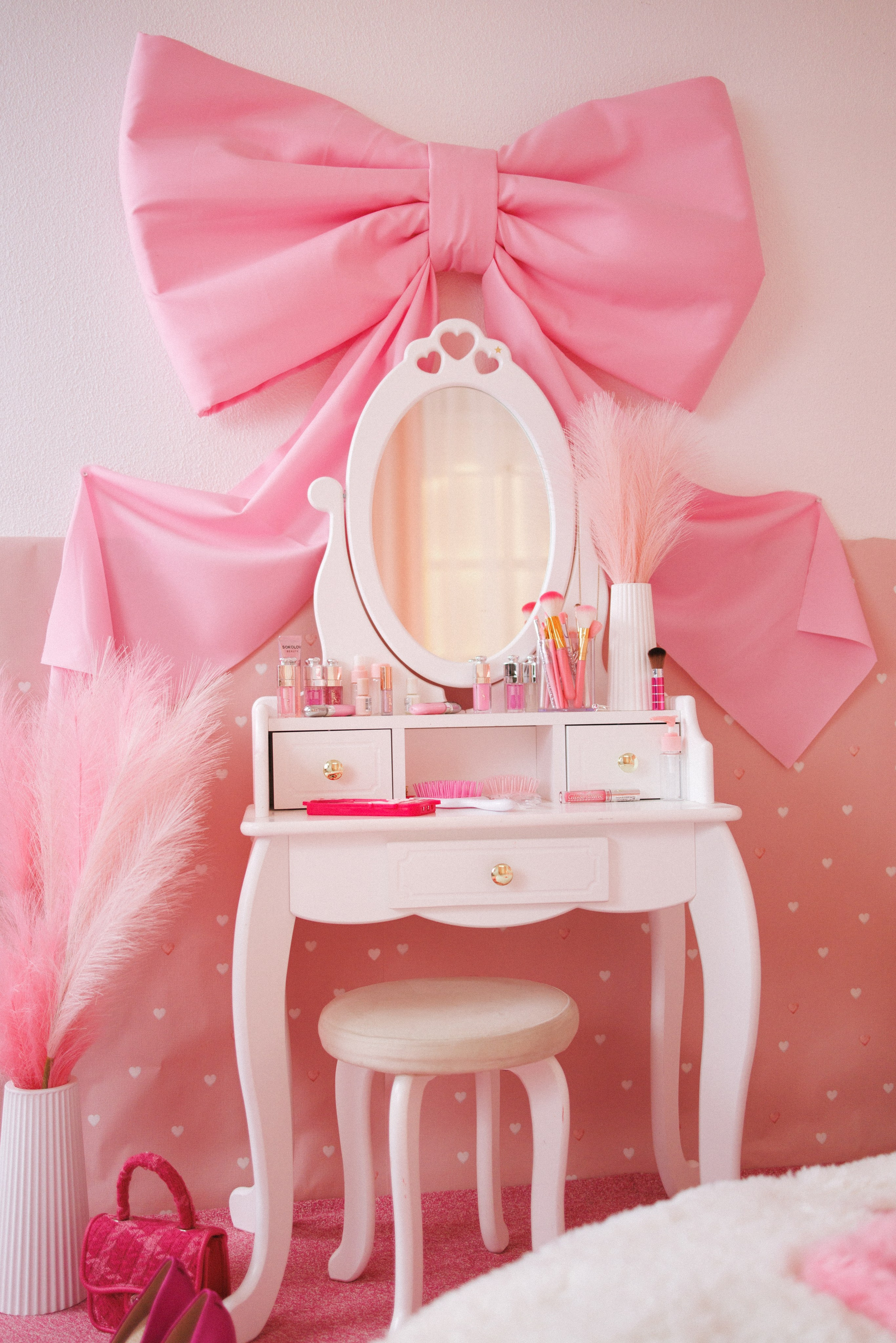 «Розовая комната», фотосессия для девочек, мамы и дочки, сестрёнок или девичник для небольшой компании подружек. Семейный и детский фотограф в Краснодаре Анна Трашкова