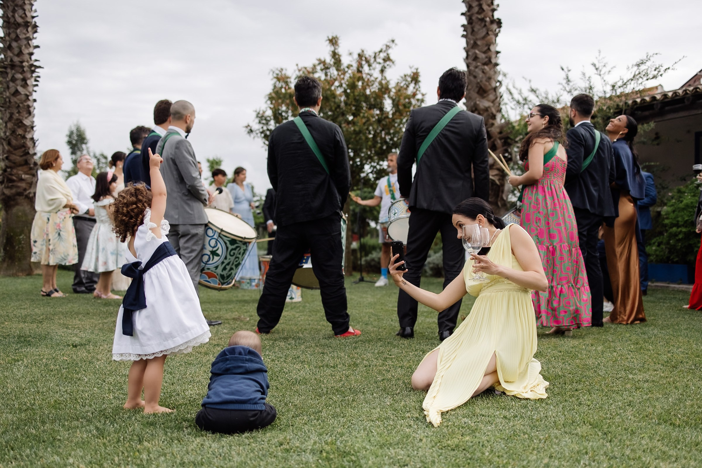 PLANT A TREE. Wedding photographer in Europe