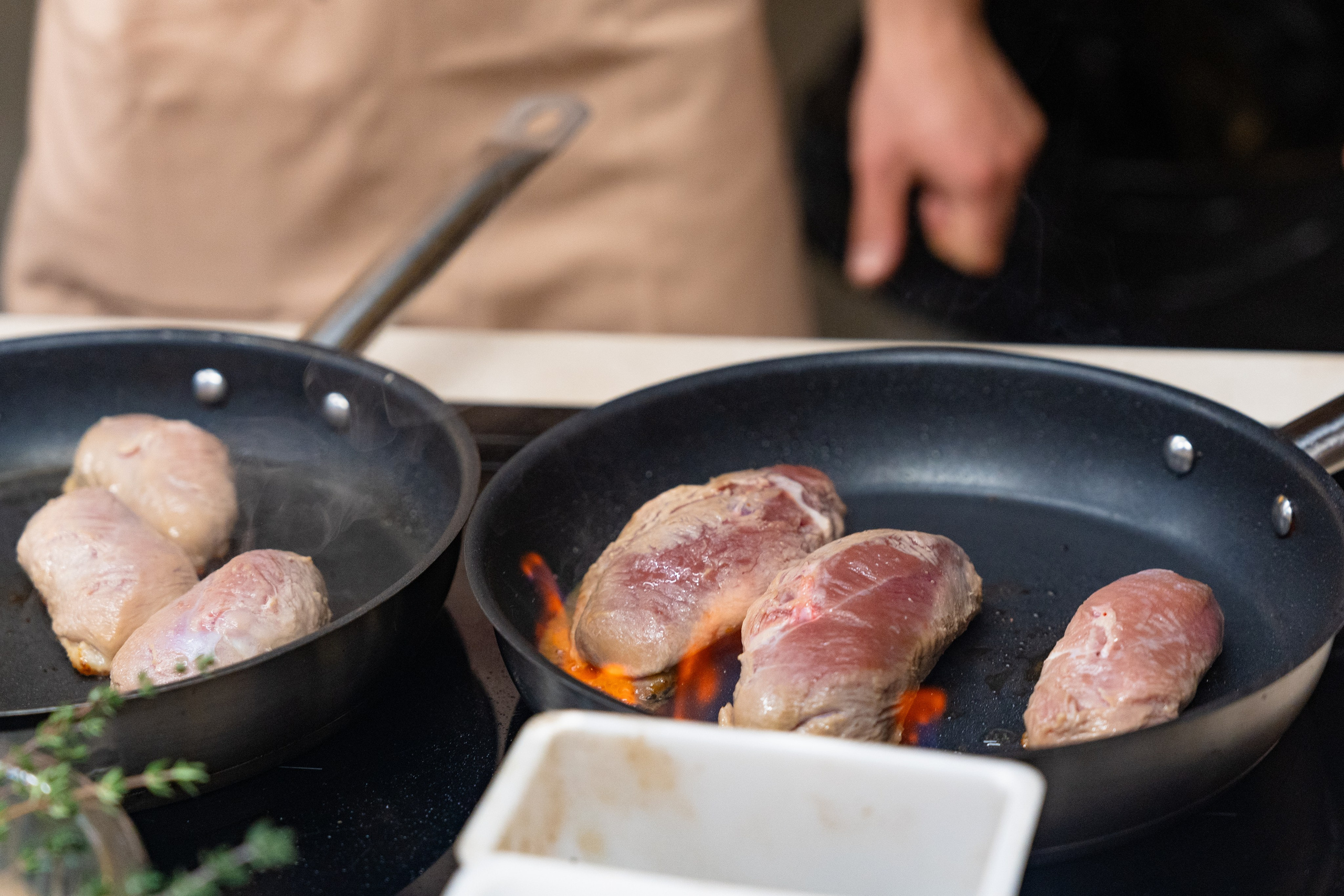 NOVIKOV SCHOOL — Умами зал. Фотограф Никита Комаров