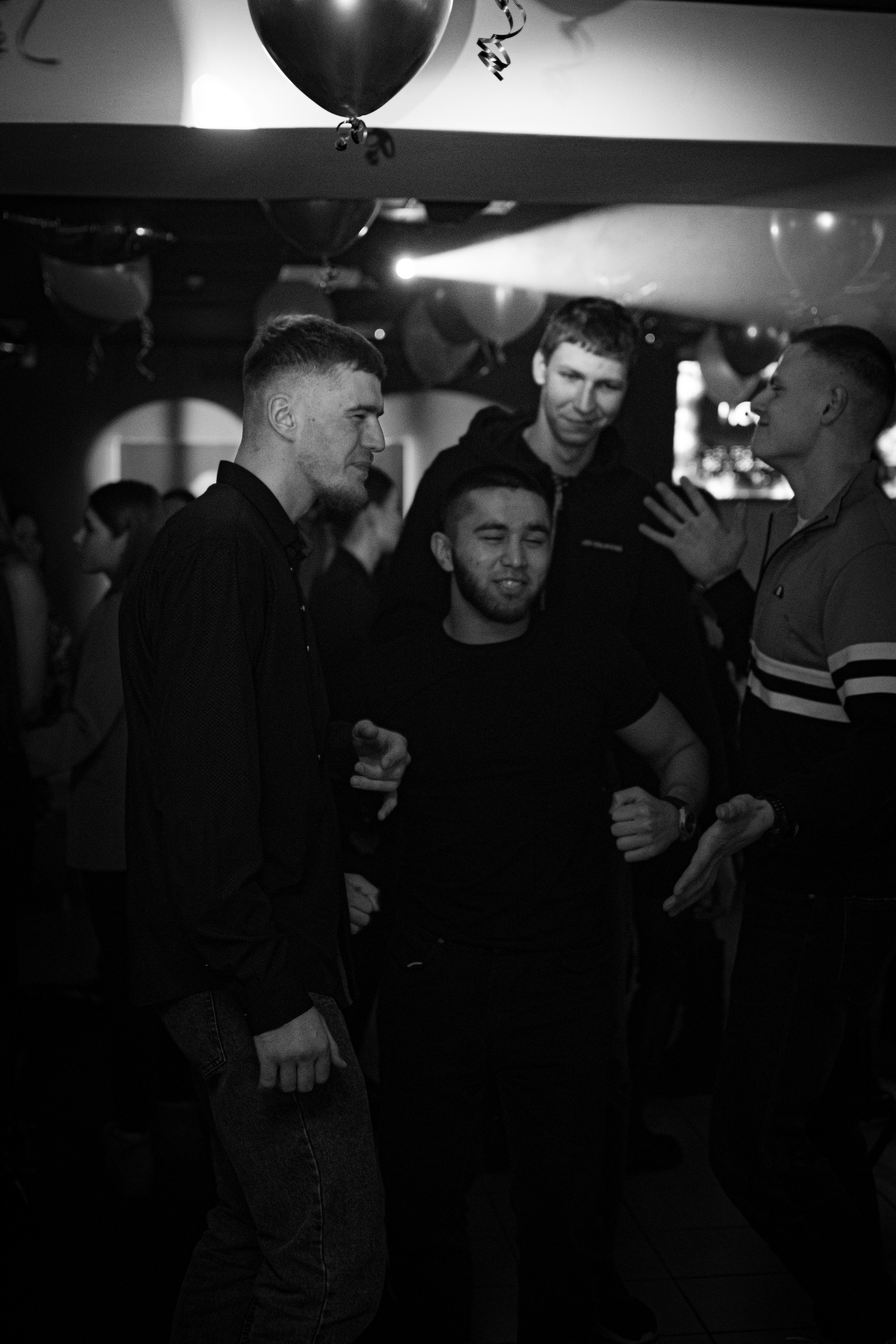 HOLLYWOOD / 6 YEARS. Photokarish