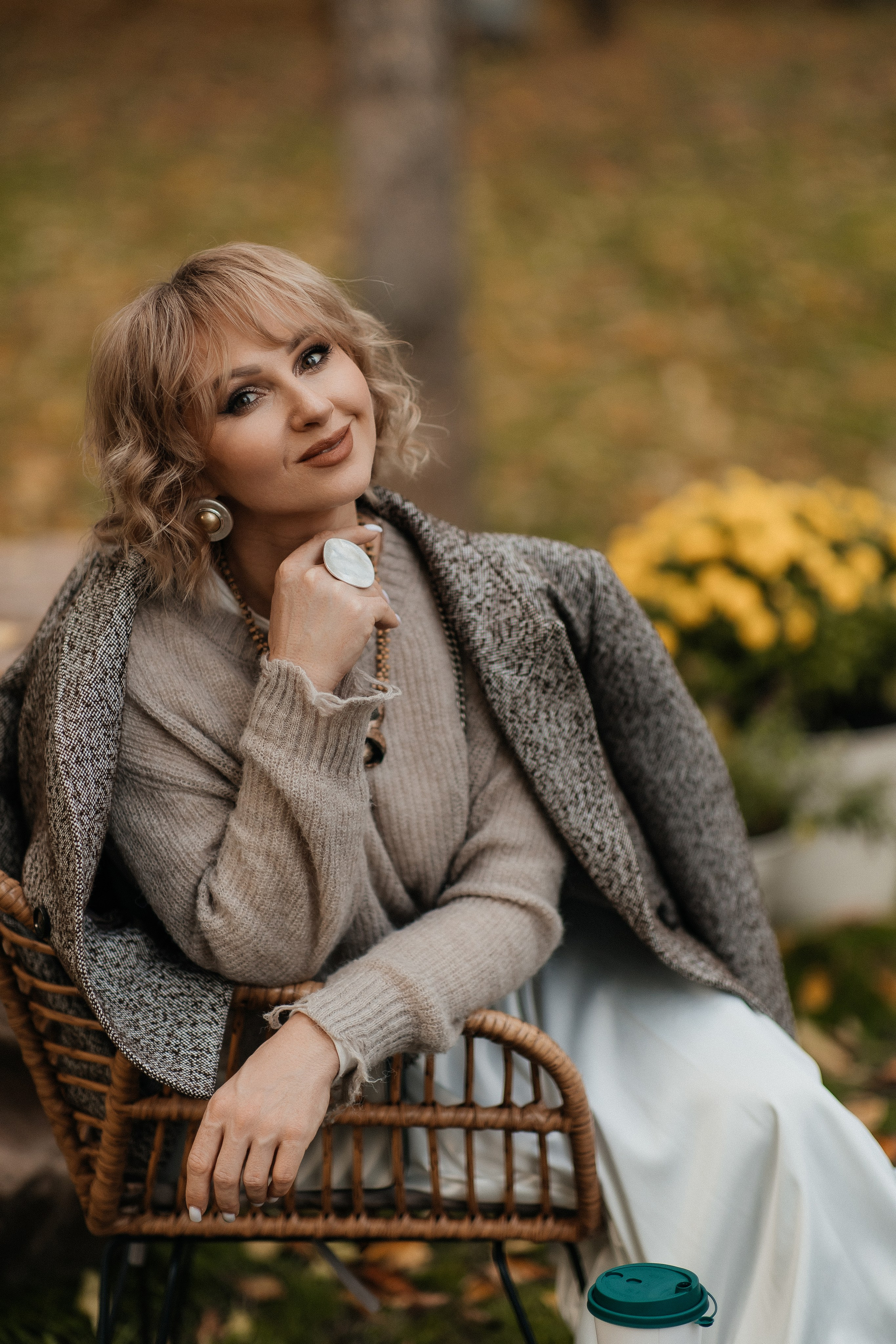 Маша и осень