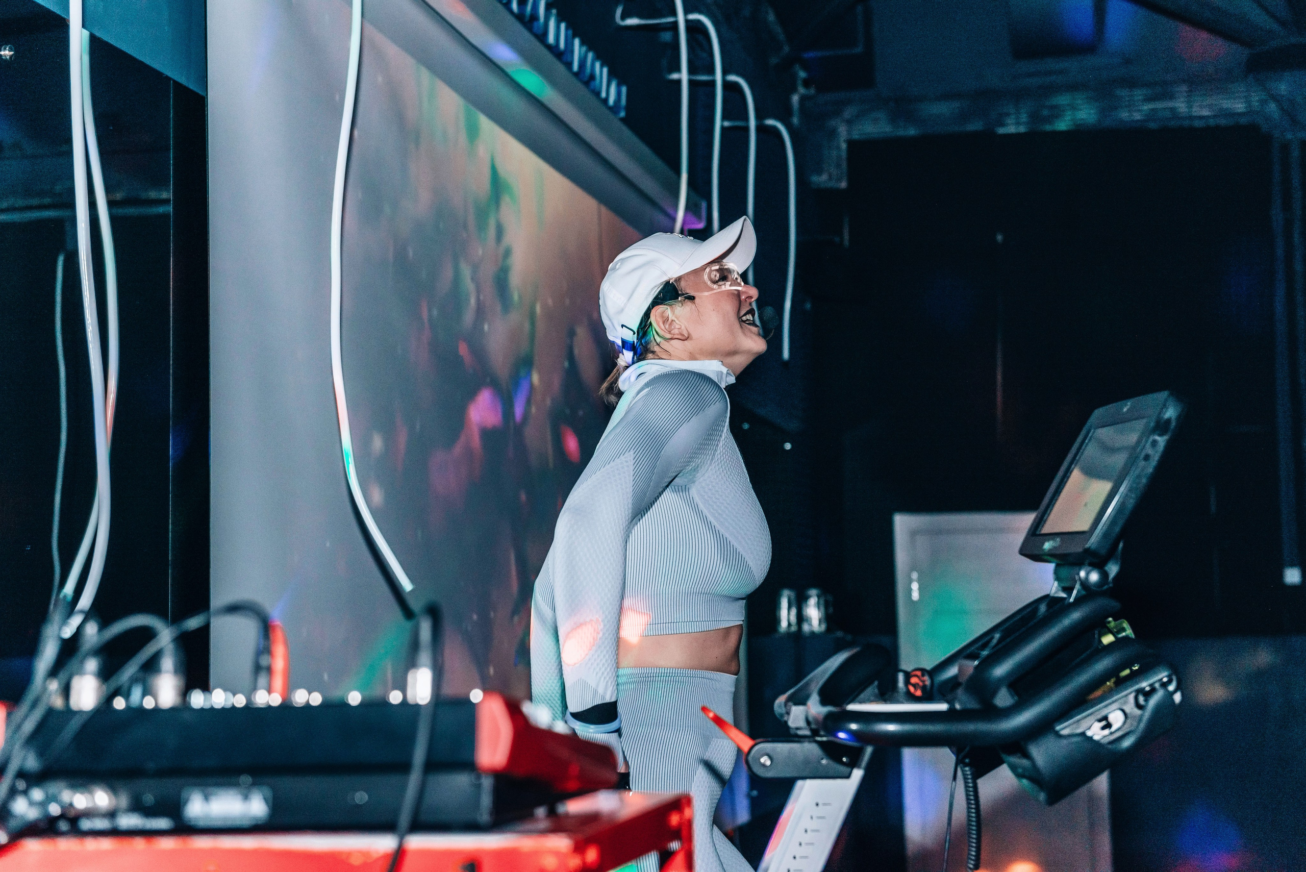 Сайкл-студия «Стрелка», заезд. Школьный, фэшн фотограф в Тюмени и в России Ирина Королева