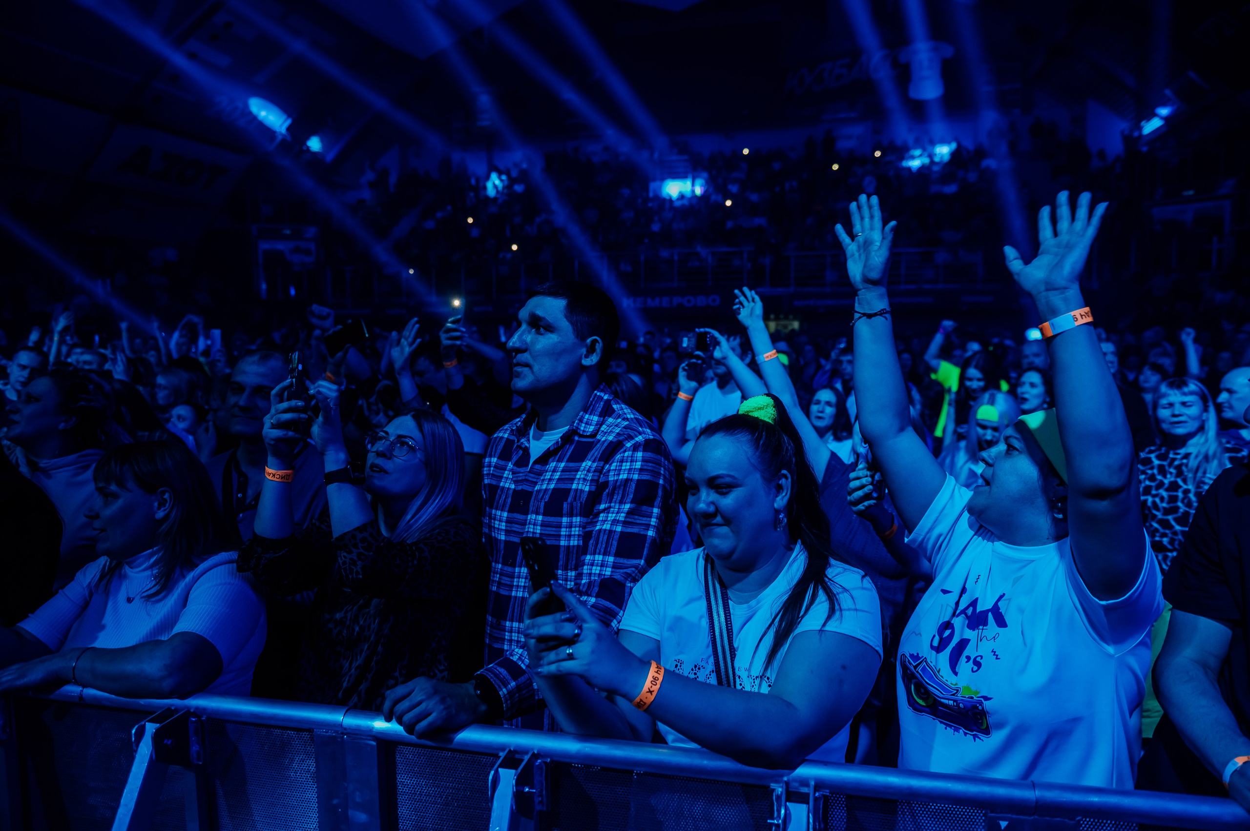 Дискач 90-х в Кемерово, СРК Арена. Детский фотограф, семейный фотограф и репортажи в Кемерово