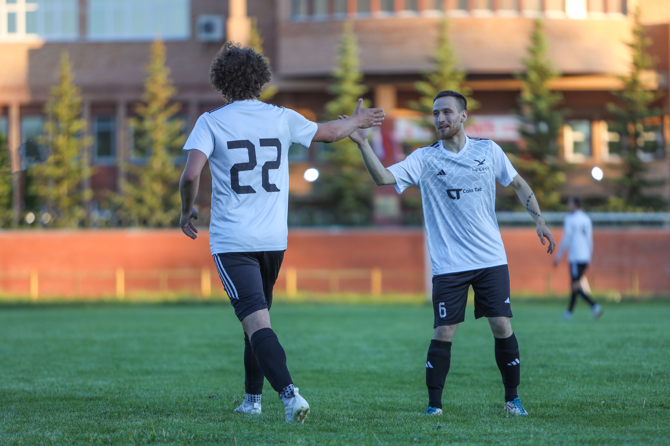 Чайка — Торпедо. Взрослое первенство города по футболу. Спортивный фотограф в Самаре