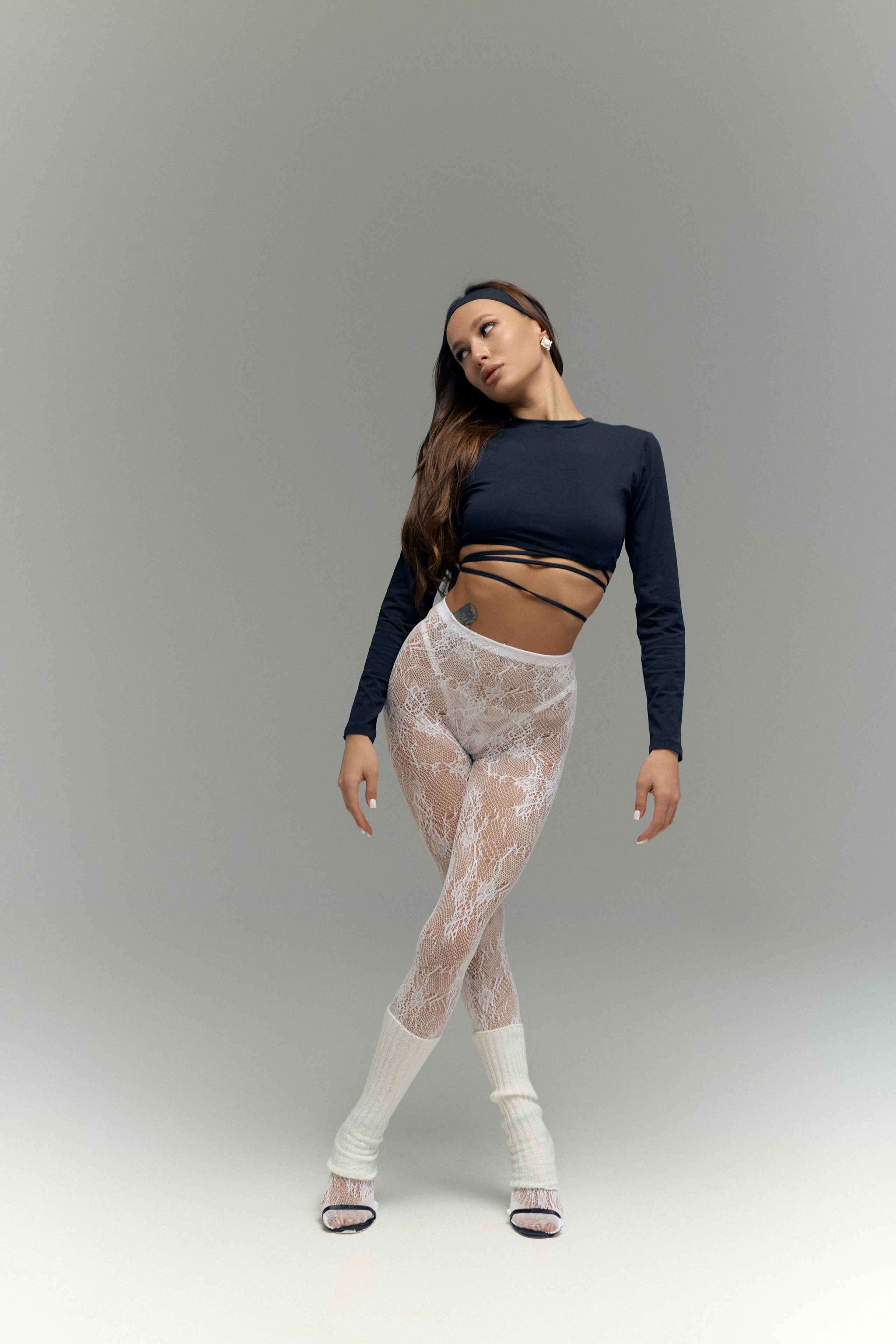 идеи для фотосессии в студии для девушки