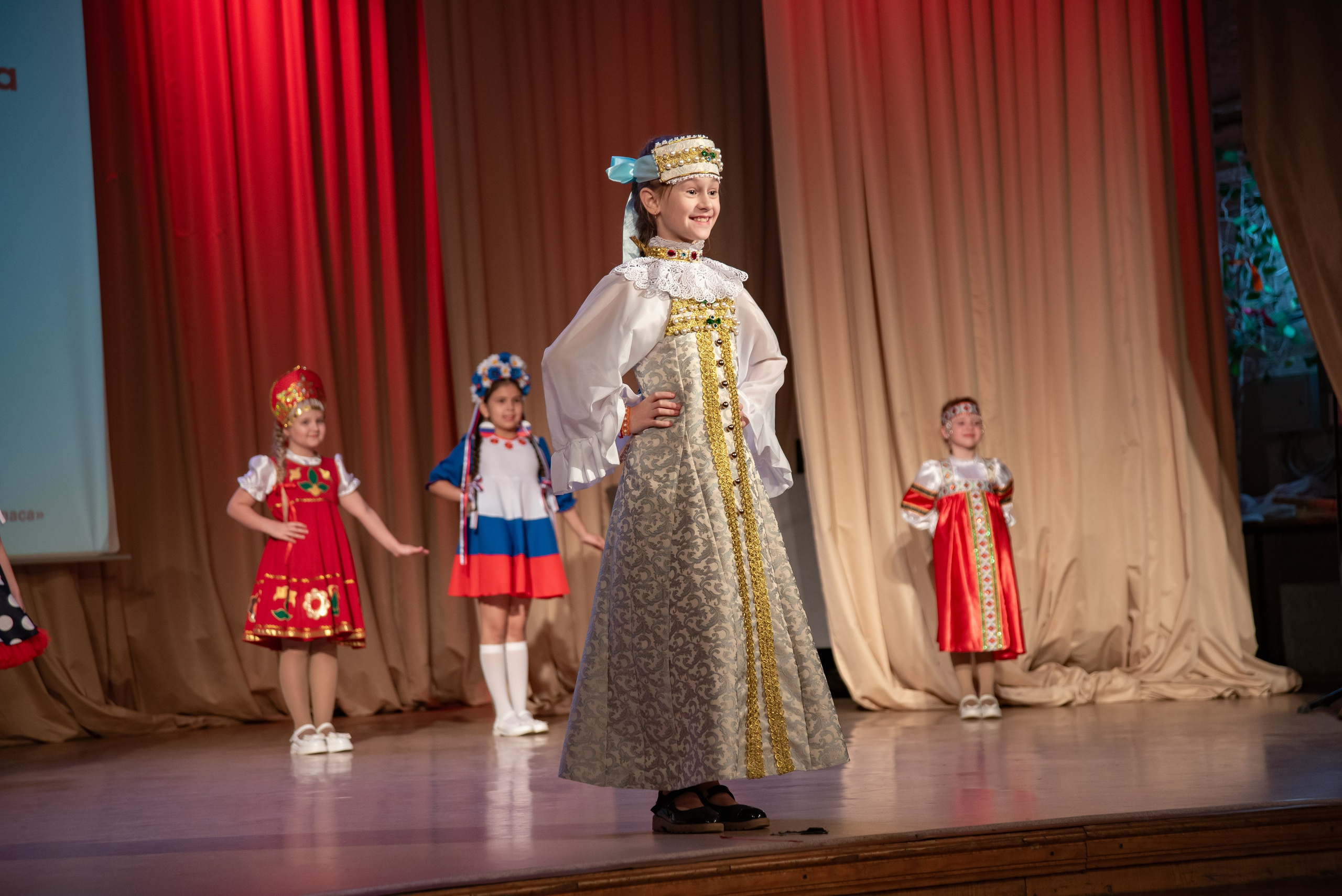 Репортажная съёмка концерта. Фотограф Макс Огурцов в Нижнем Новгороде