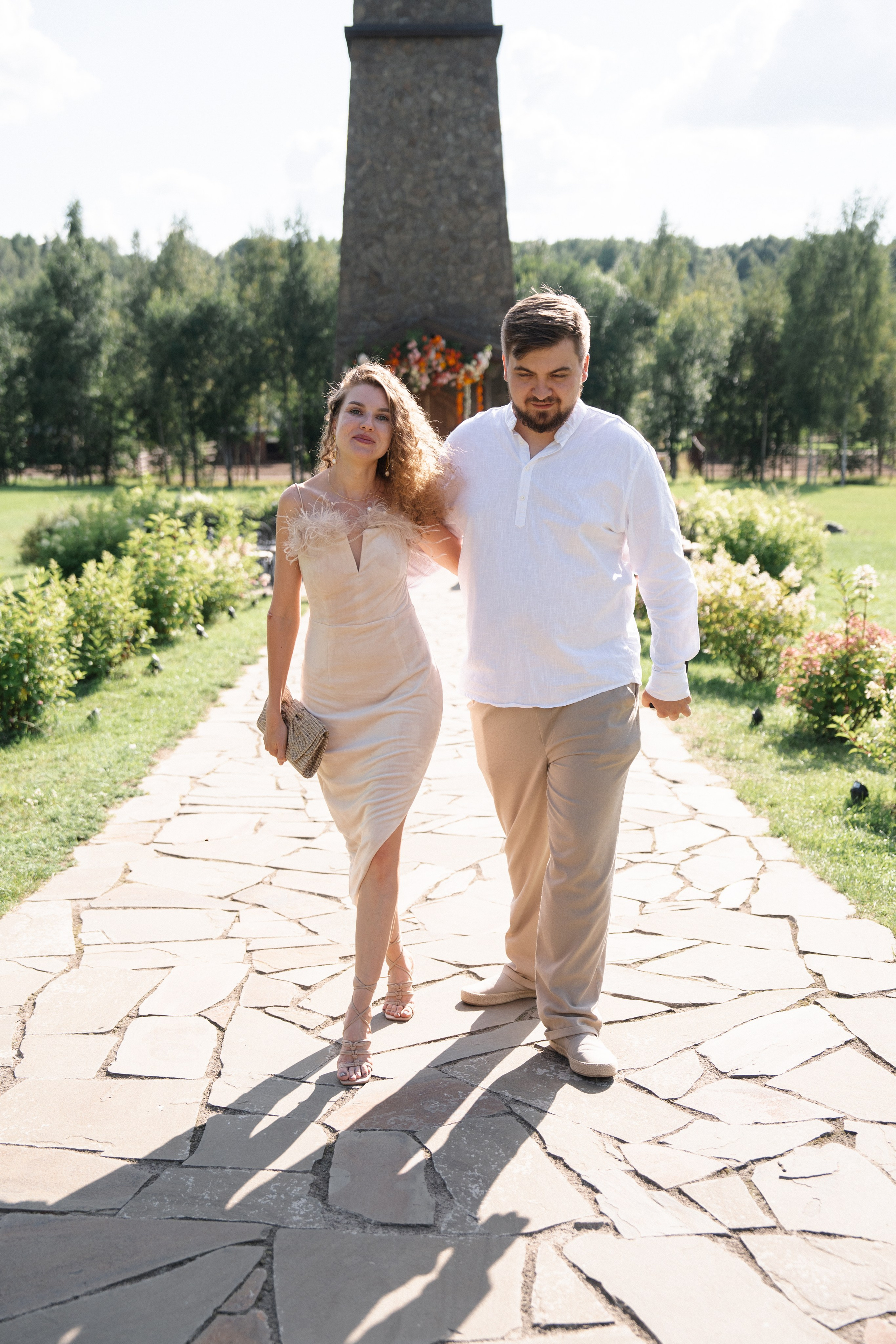 Арина & Иван. Камерная свадьба на природе в стиле в расслабленном стиле. Свадебный фотограф организатор в Санкт-Петербурге Ассоль Опарина