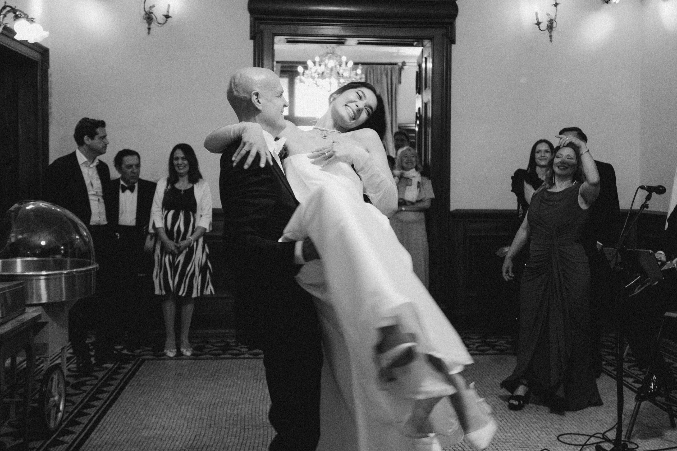 With love from switzerland. Свадебный фотограф в Астане Асанали Балтахан