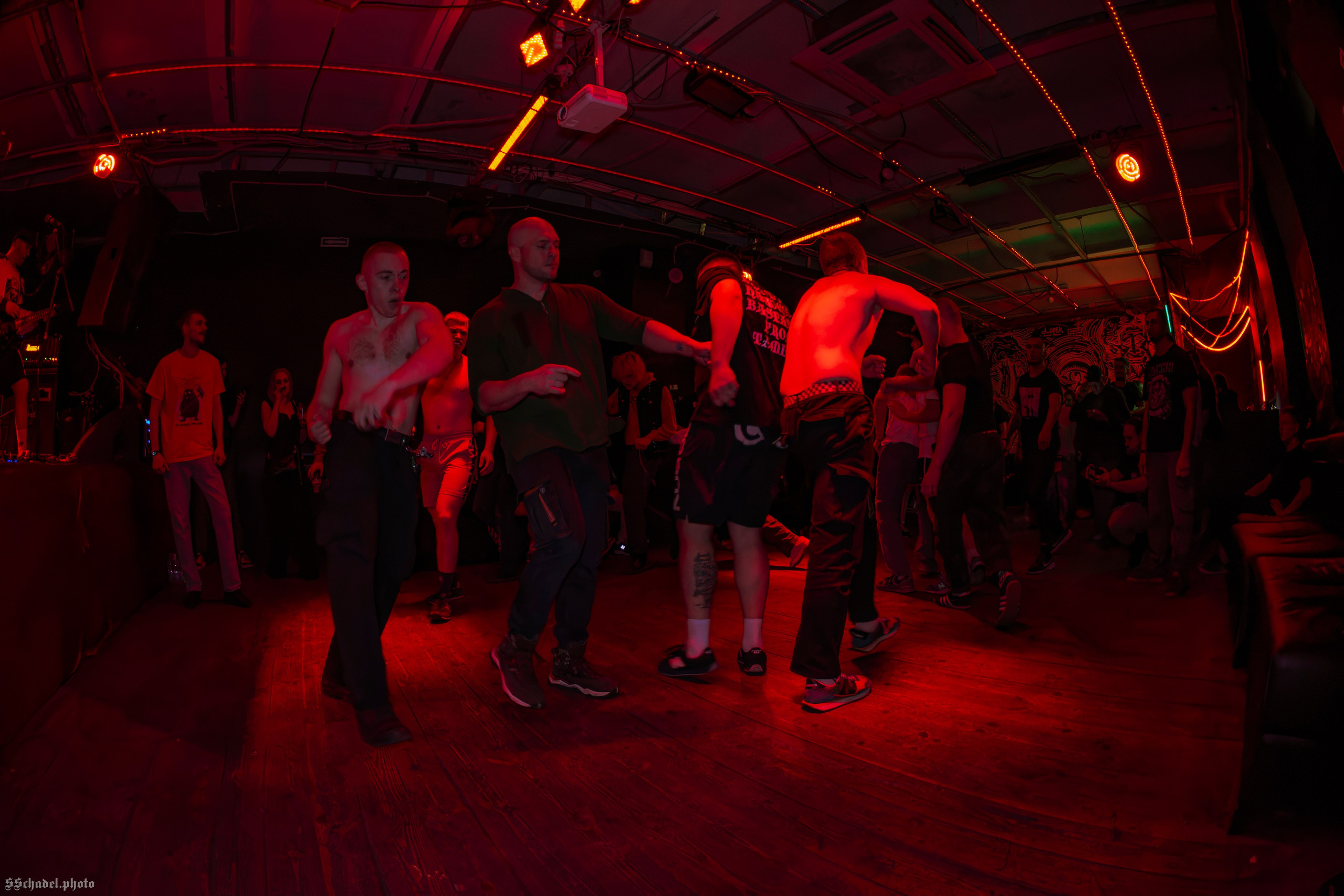 Mayday Massacre: Hardcore vs Death Metal // мошпит 02.05.2025. We will make everything metal!