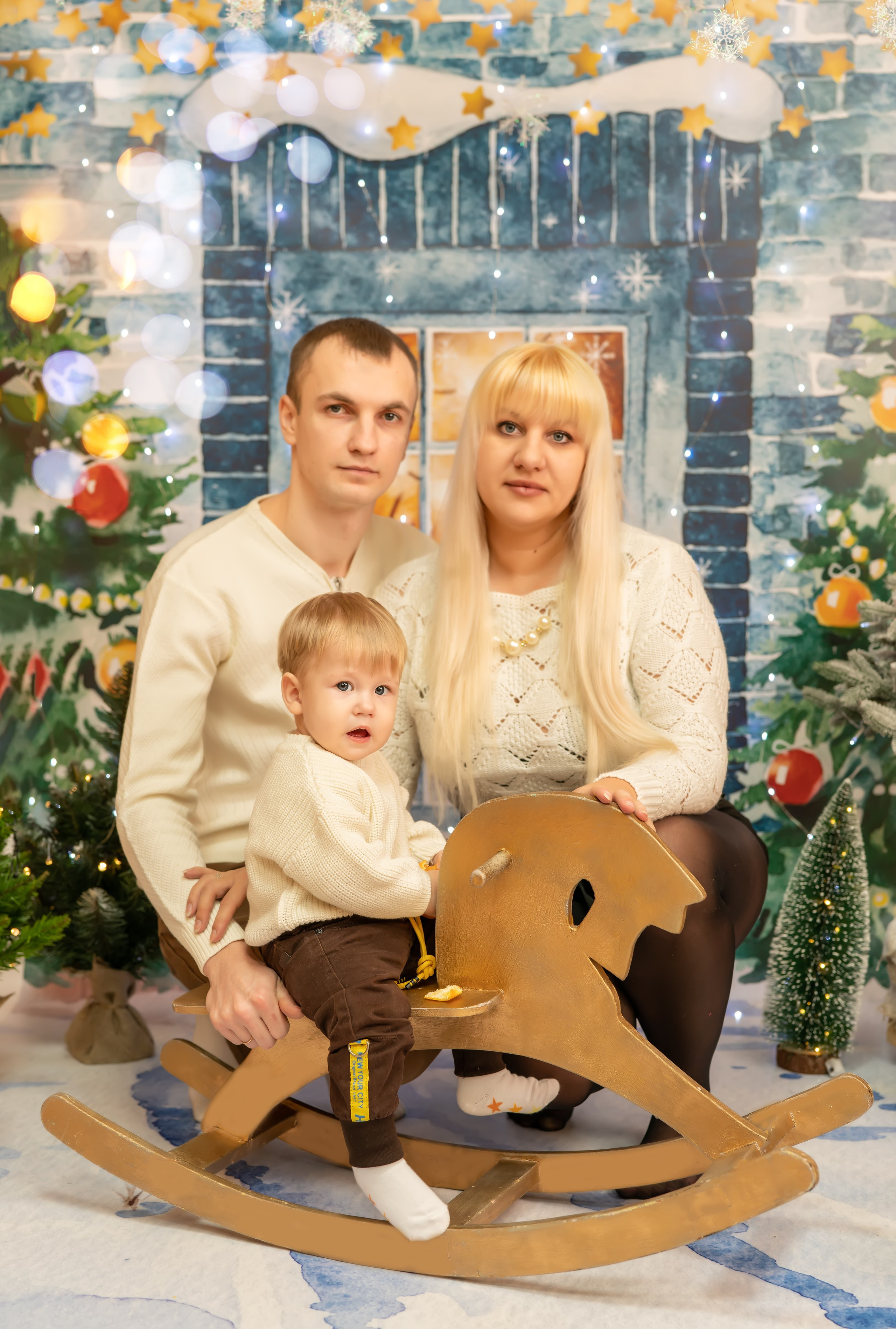 Новогодняя съемка для Анастасии, Максима, Ксении и Кирилла. Семейный и детский фотограф Тула Ясногорск Тульская область Надежда Кукушкина