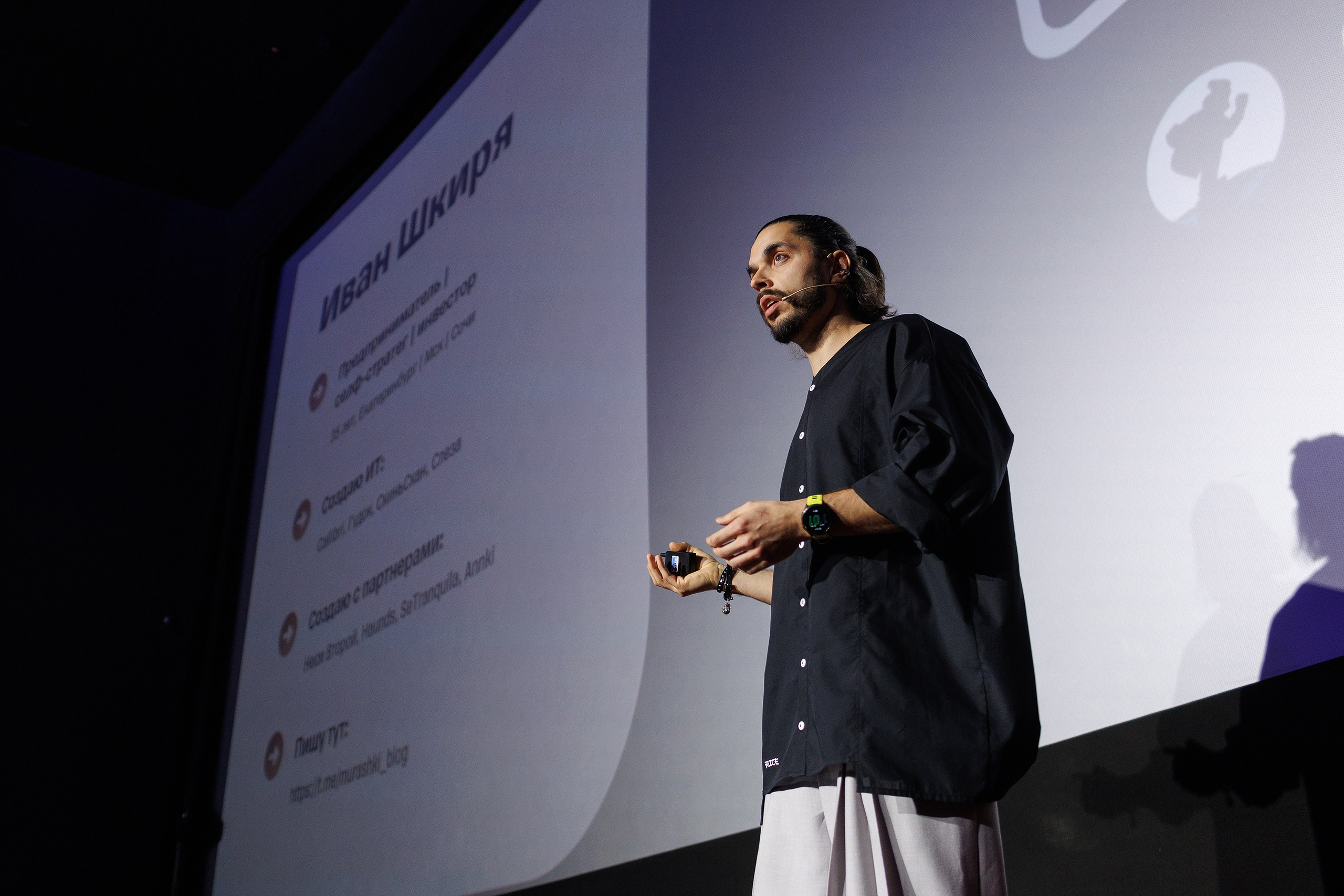 Репортажная фотосъемка мероприятия. Профессиональный фотограф в Новосибирске