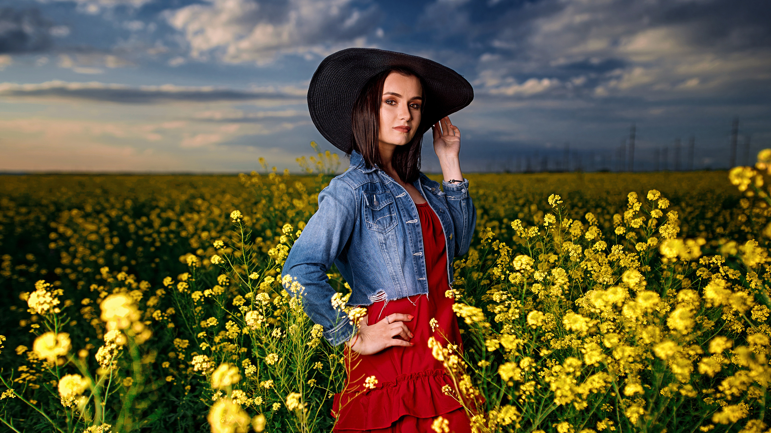 Настя в цветах. Фотограф в Тольятти Вячеслав Цуркан