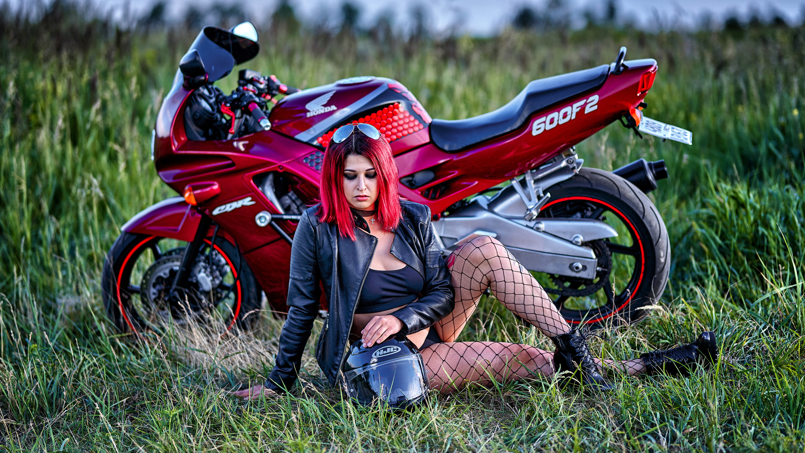 Таня с мотоциклом. Фотограф в Тольятти Вячеслав Цуркан