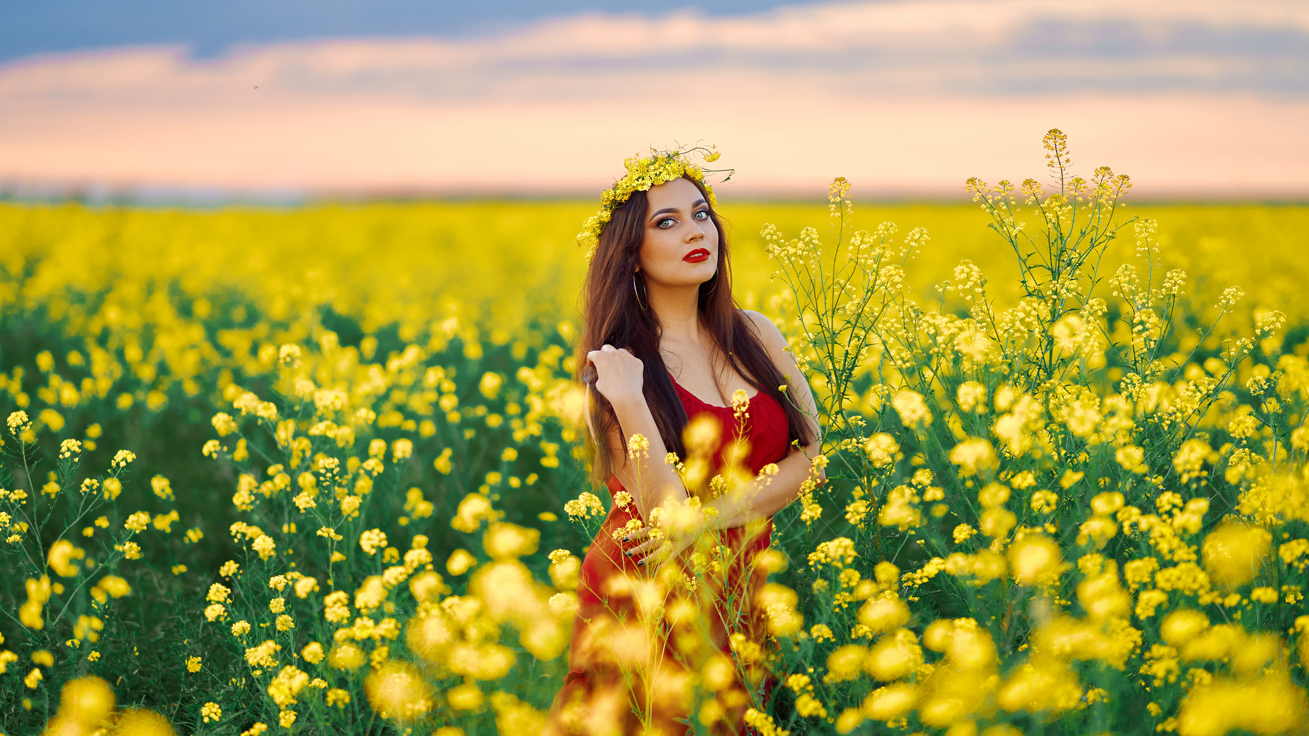 Катя в цветах. Фотограф в Тольятти Вячеслав Цуркан