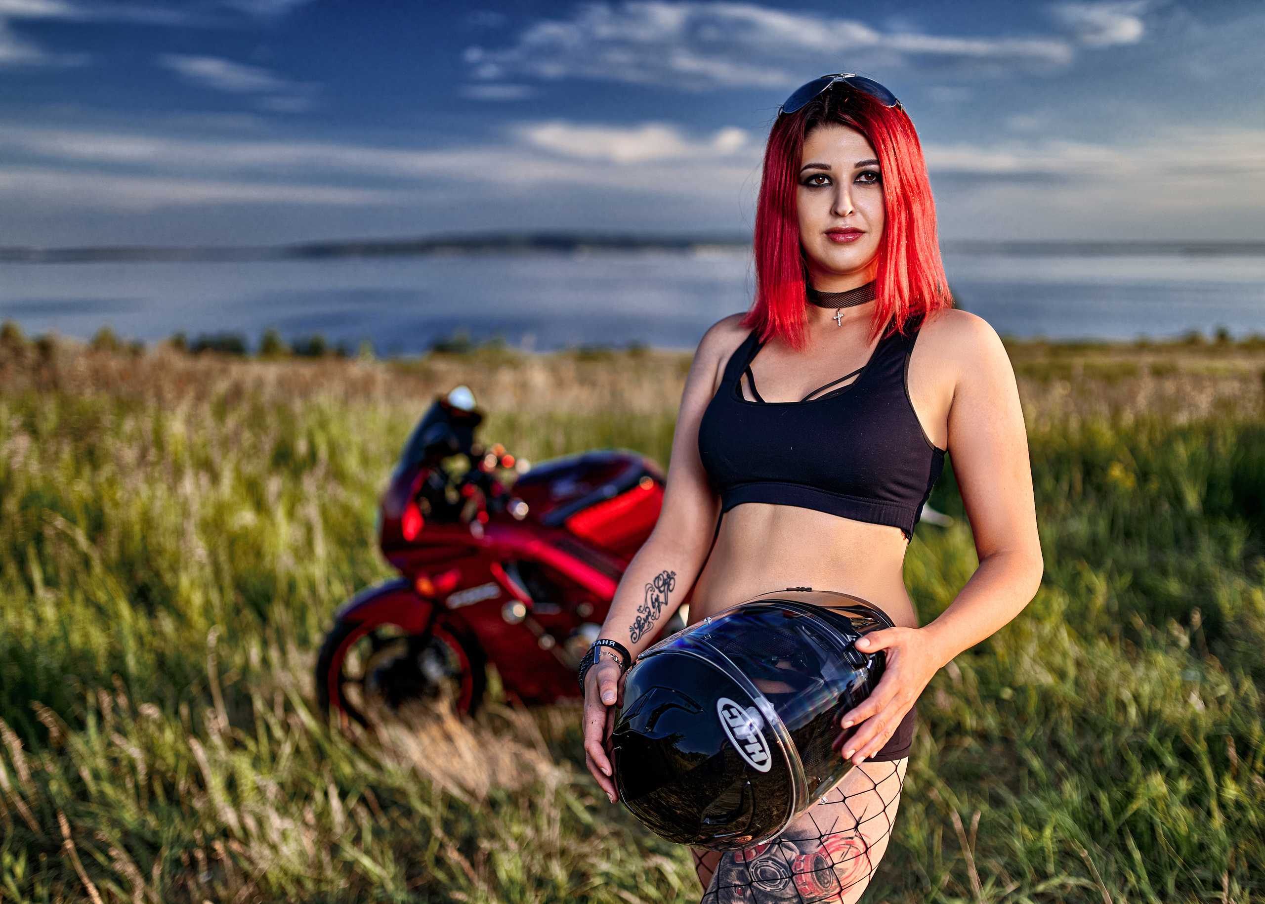 Таня с мотоциклом. Фотограф в Тольятти Вячеслав Цуркан
