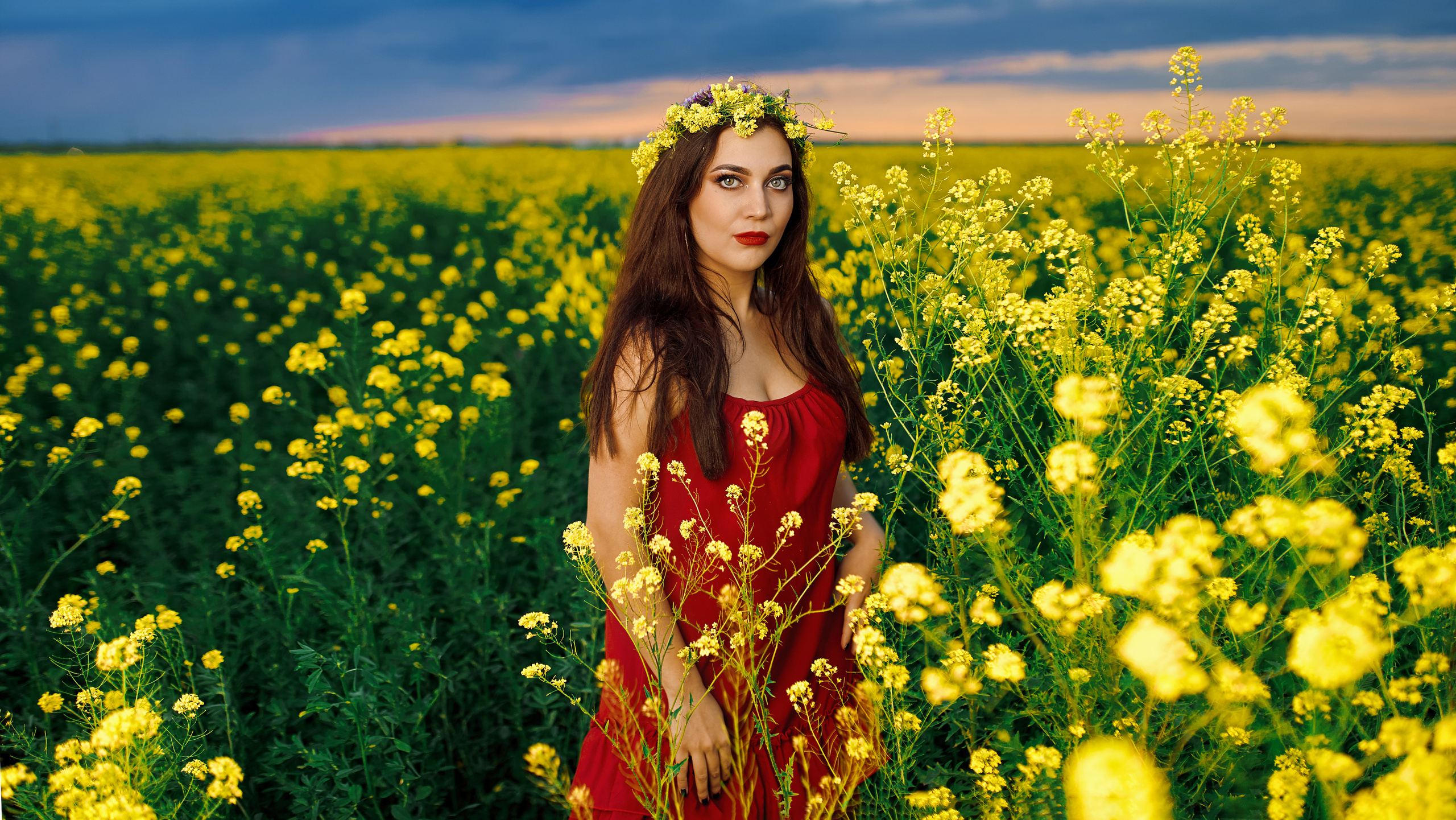 Катя в цветах. Фотограф в Тольятти Вячеслав Цуркан