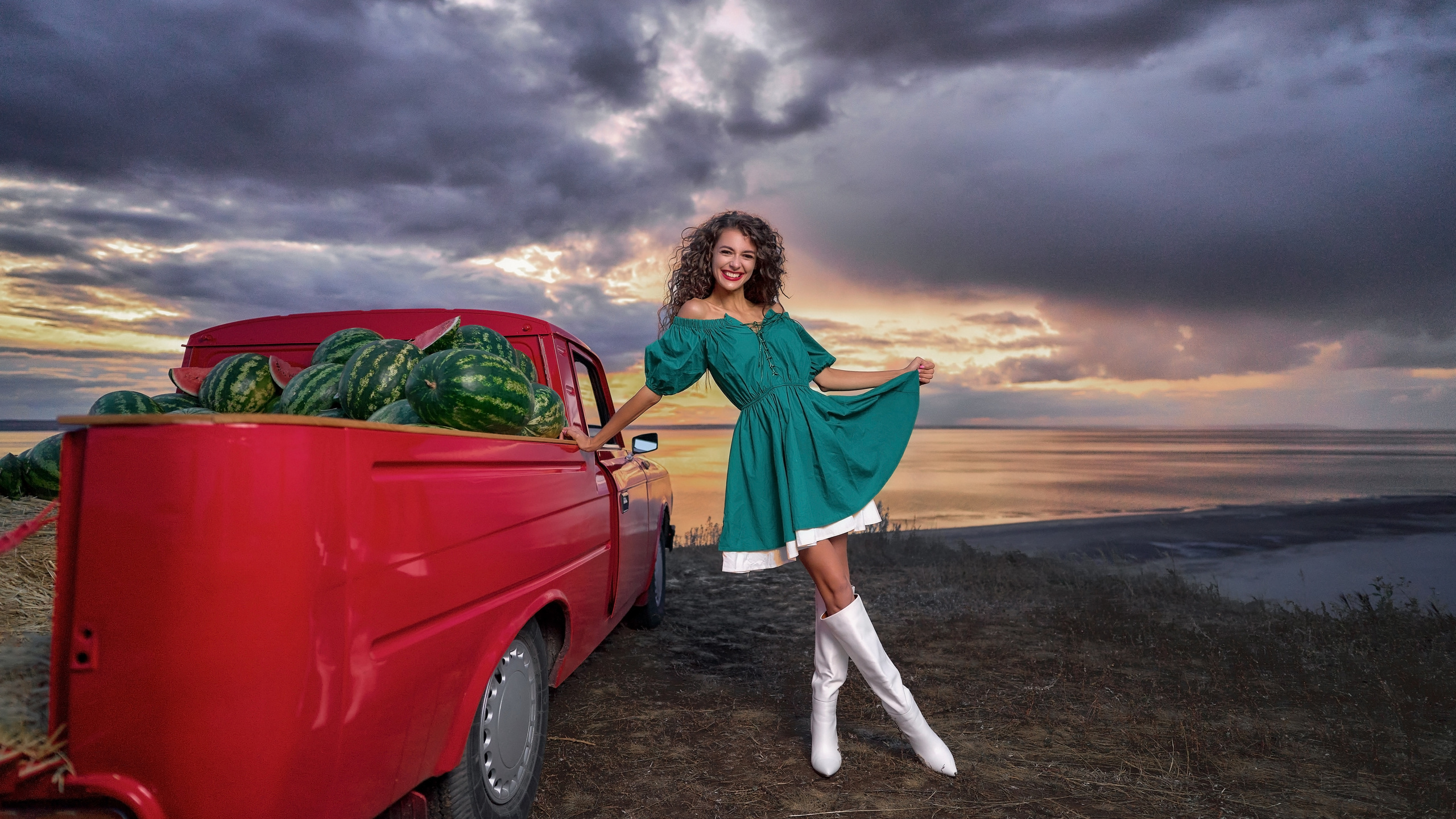 Полина на арбузах. Фотограф в Тольятти Вячеслав Цуркан