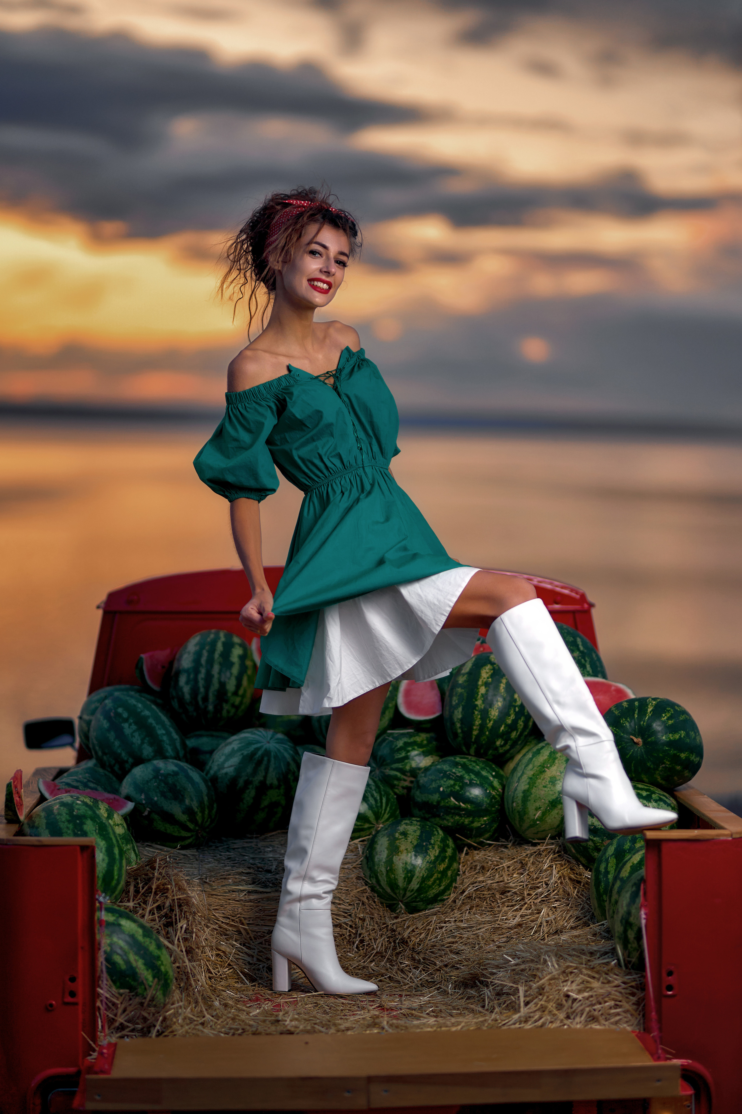 Полина на арбузах. Фотограф в Тольятти Вячеслав Цуркан