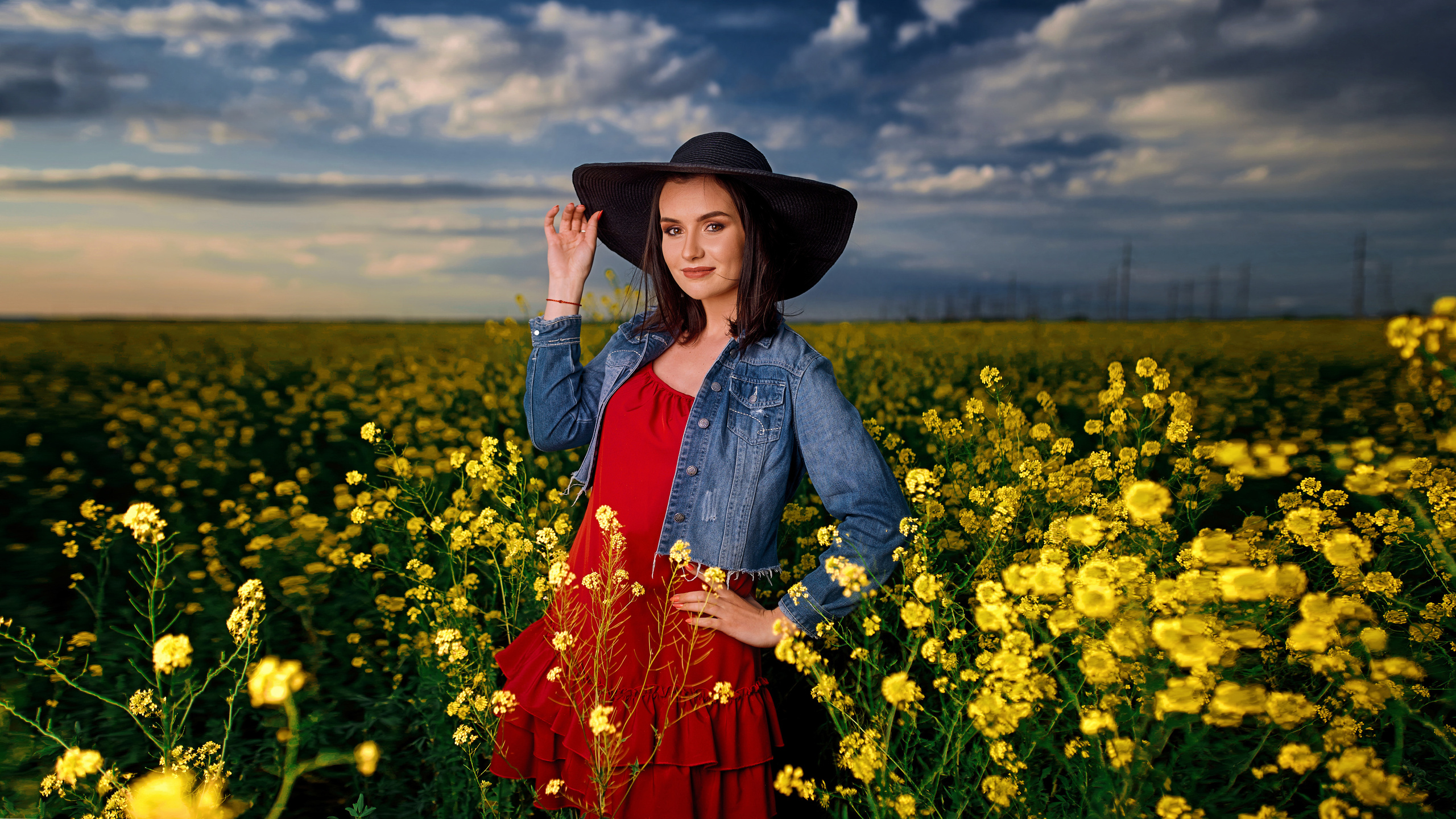 Настя в цветах. Фотограф в Тольятти Вячеслав Цуркан