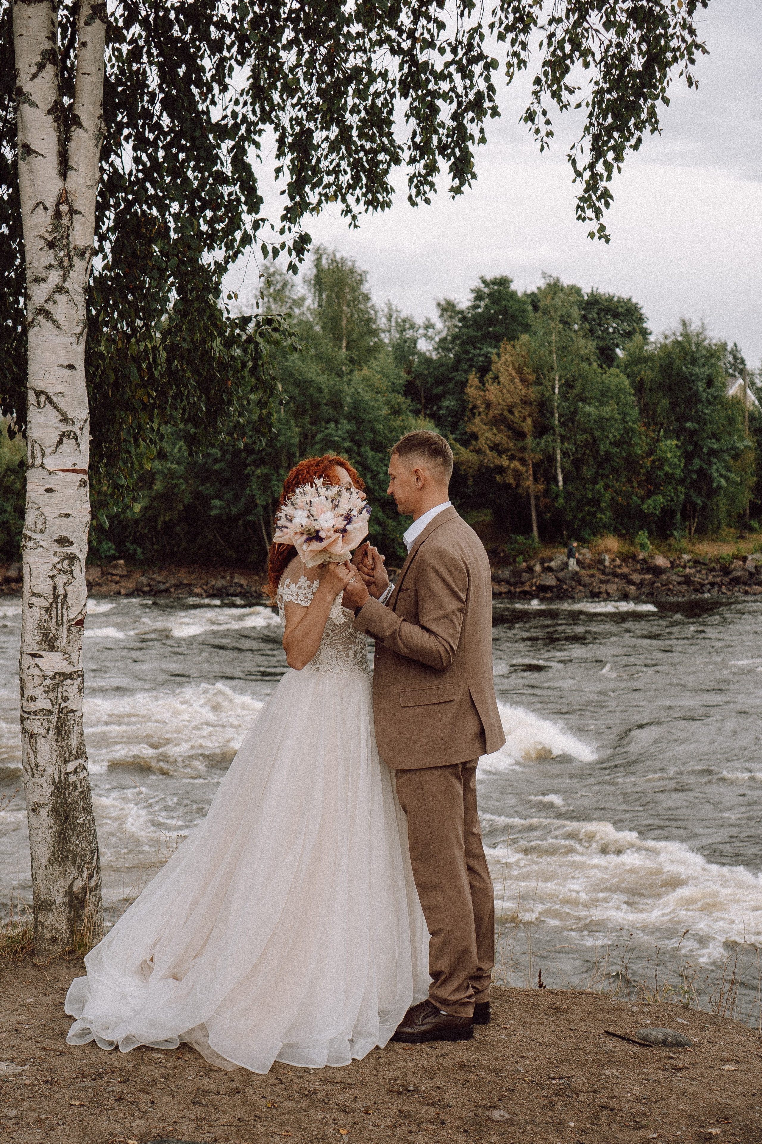 СВАДЕБНАЯ ФОТОСЕССИИЯ ПАРЫ В ГОРОДЕ ПРИОЗЕРСК В СОСНОВОМ ЛЕСУ И С ПИКАПОМ. Профессиональный фотограф, Санкт-Петербург — Виктория Богомолова