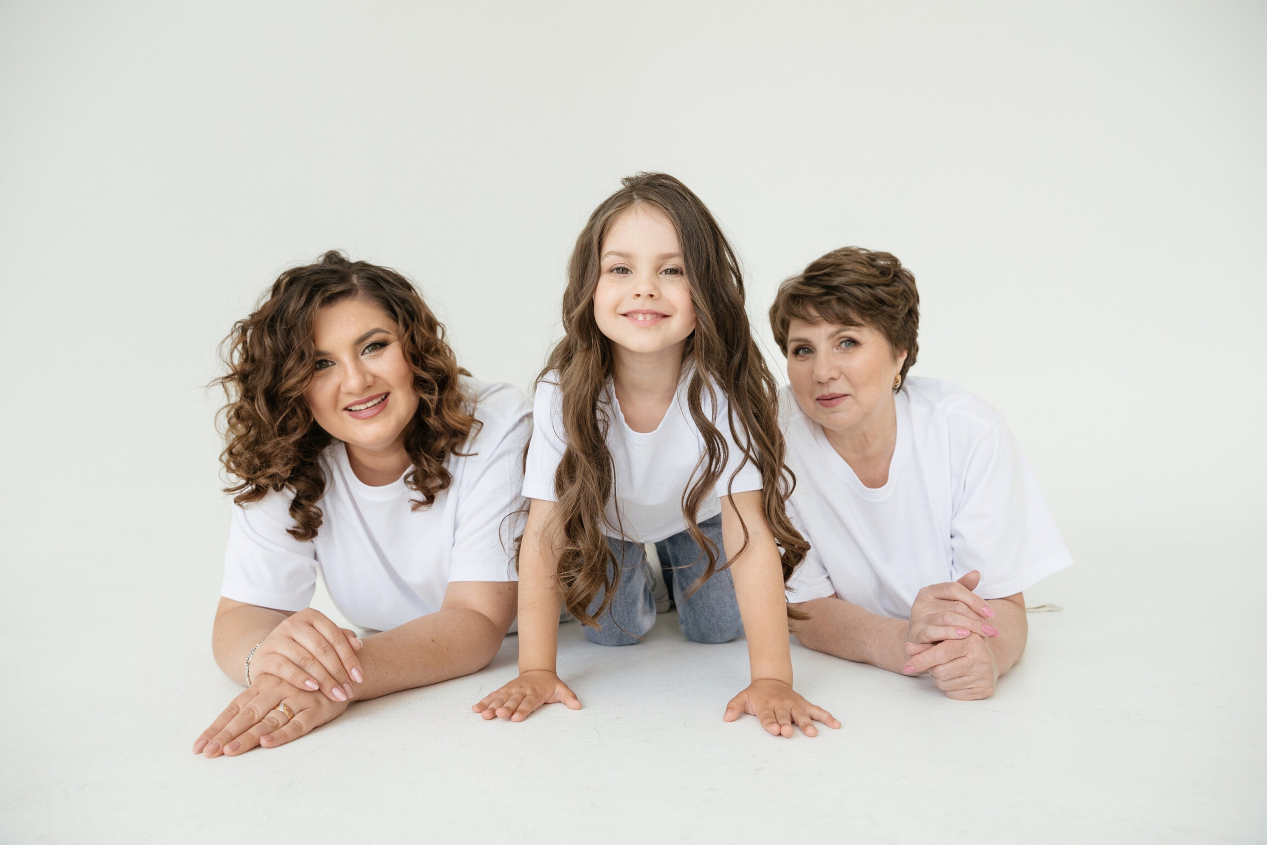 Семейная фотосессия в студии. Семейный и детский фотограф, визуальный гид, декоратор в Москве