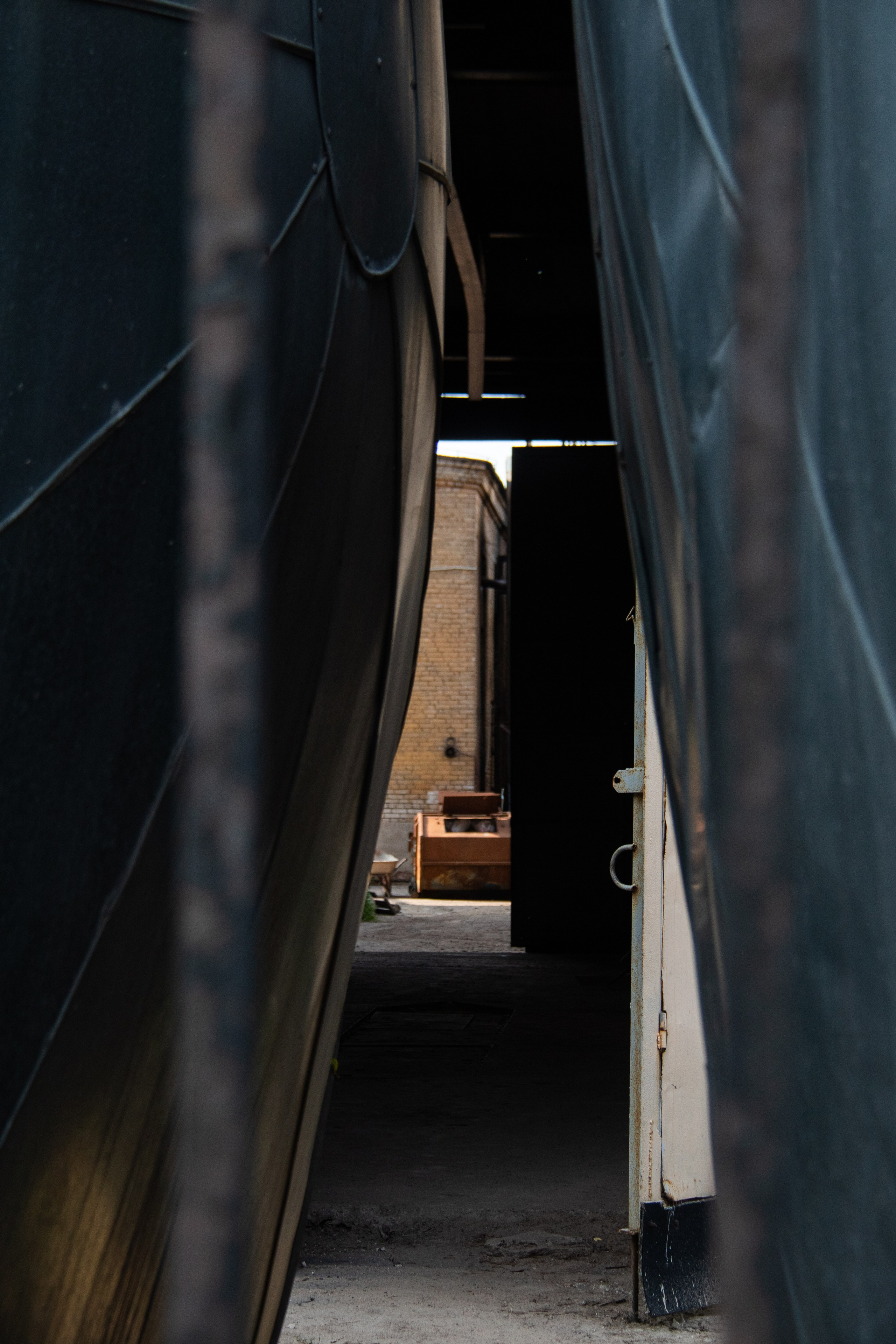 SNYT. An Alternative View of St. Petersburg’s Architecture. 2025. Janie valde |photographer & visual artist