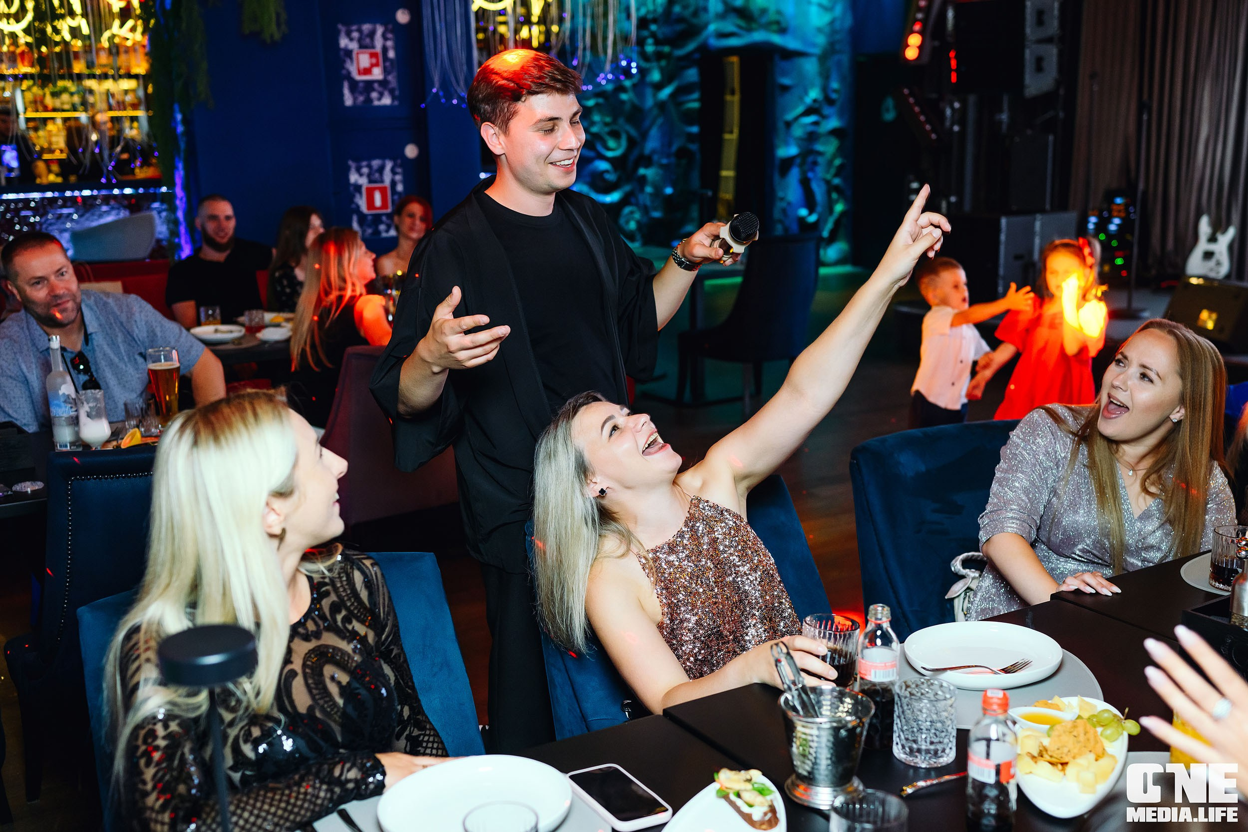 Фоторепортаж с вечеринки в ресторане Океан. One Media Life: фоторепортажи, фотоотчеты с мероприятий и заведений