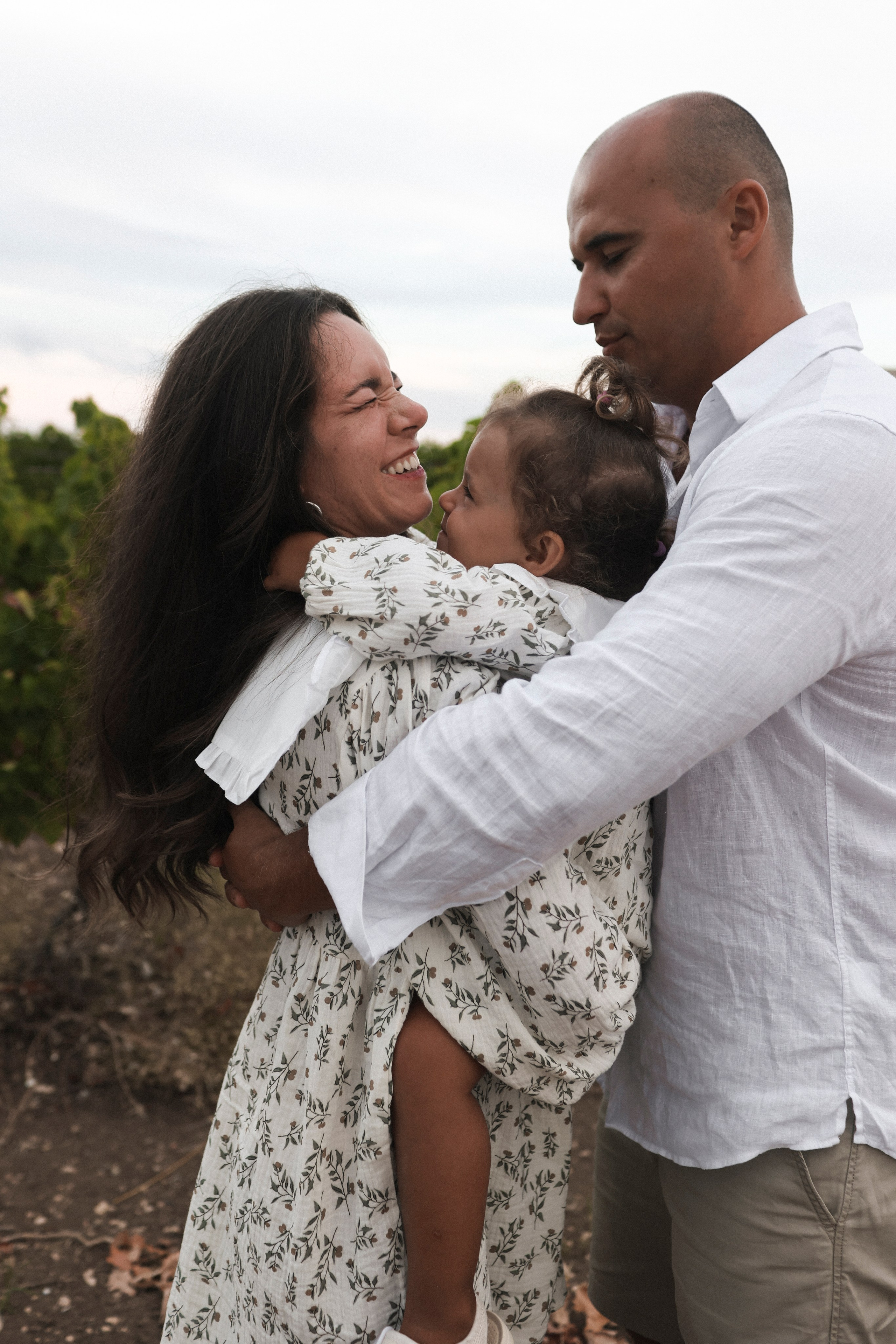 Пойдем, словлю тебе кузнечика. Свадебный фотограф в Севастополе и Крыму. Видеограф на свадьбу Крым, Севастополь, Ялта, Симферополь