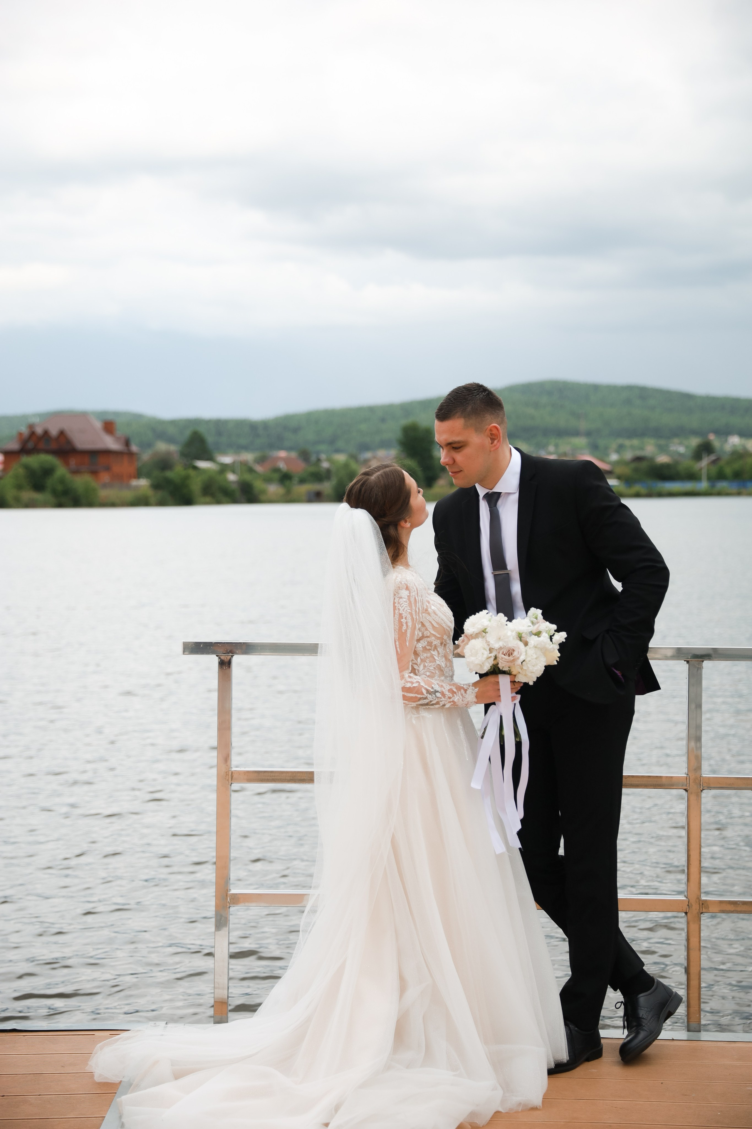 Владислав и Диана. Свадебный фотограф Екатеринбург Алексей Ладыгин