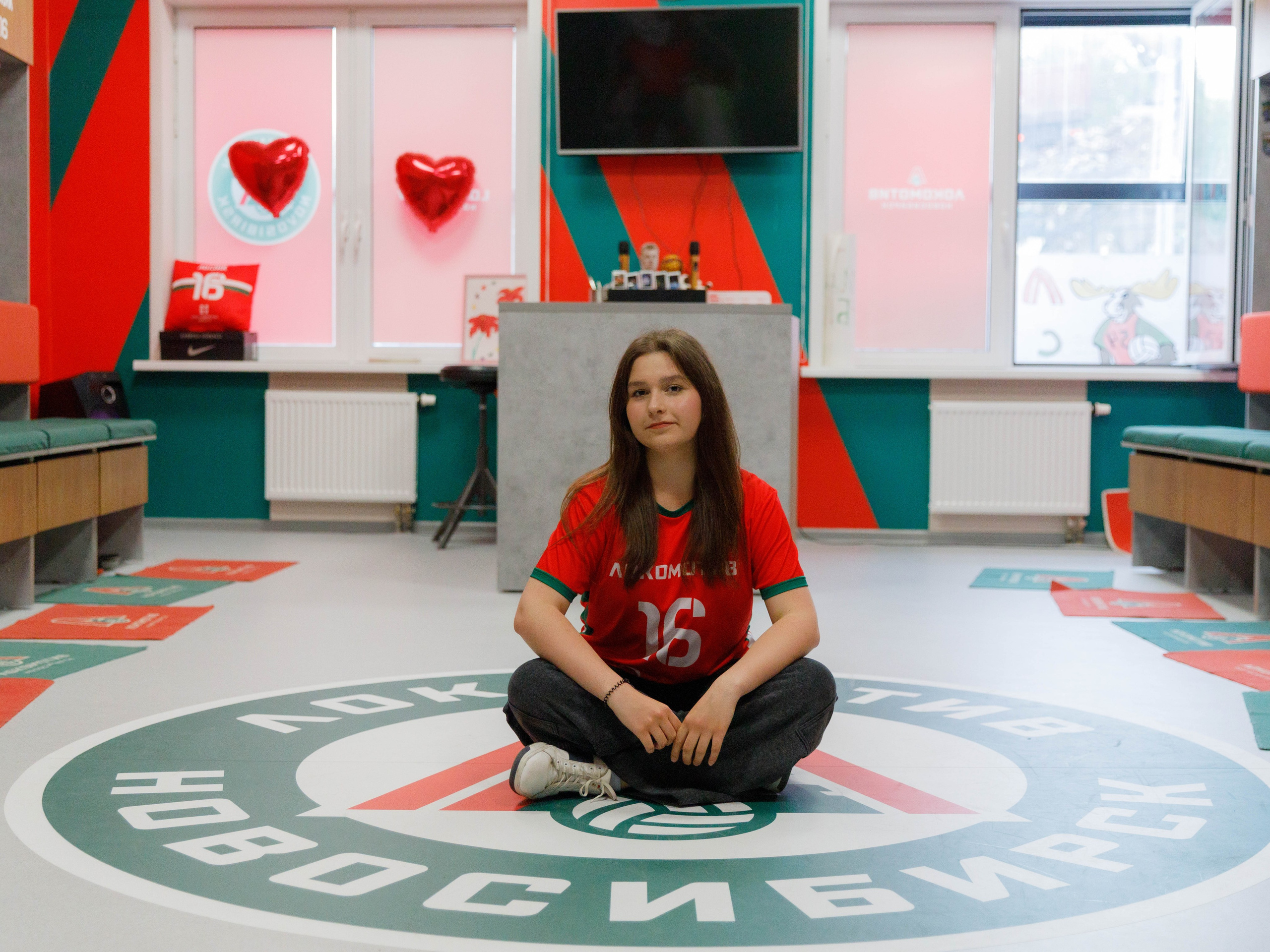 ВК «Локомотив». Экскурсия для фанатов клуба. Репортажный фотограф в Новосибирске Алена Помазунова