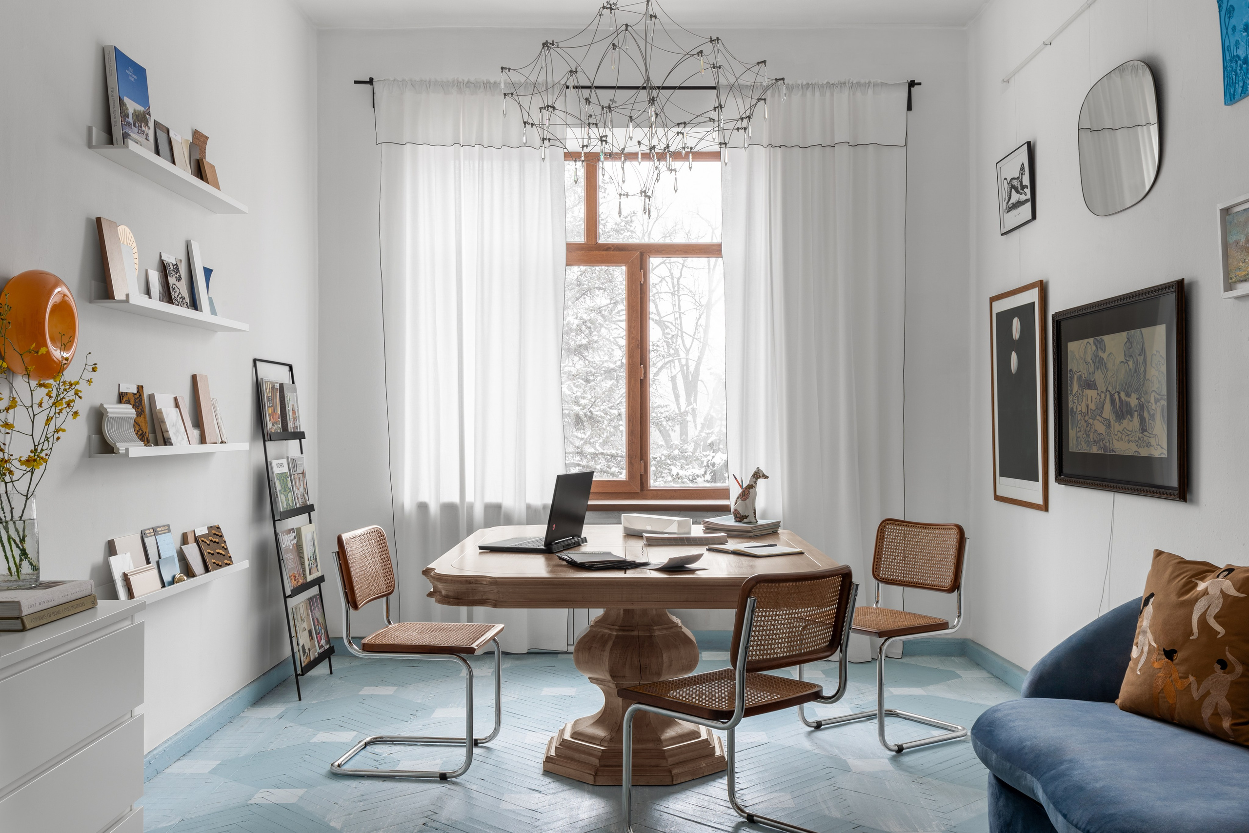 Duna Interiors — фотосъёмка офиса дизайн-бюро. Roman Yakunin — interior photographer in Almaty, Kazakhstan