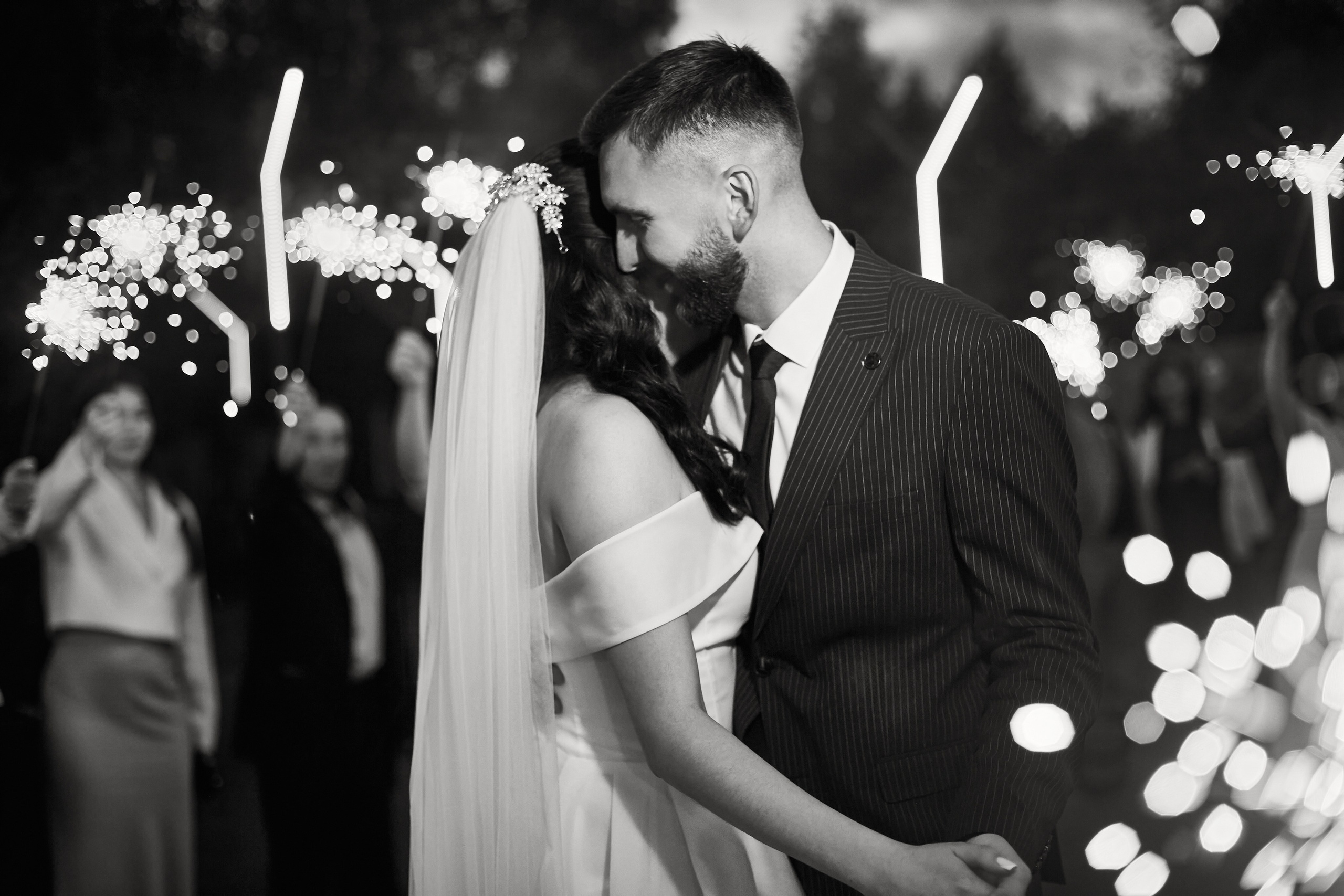 Свадебная фотография. Юрий и Акмарал. Фото и видео — Артания │ Раменское │ Вся Россия