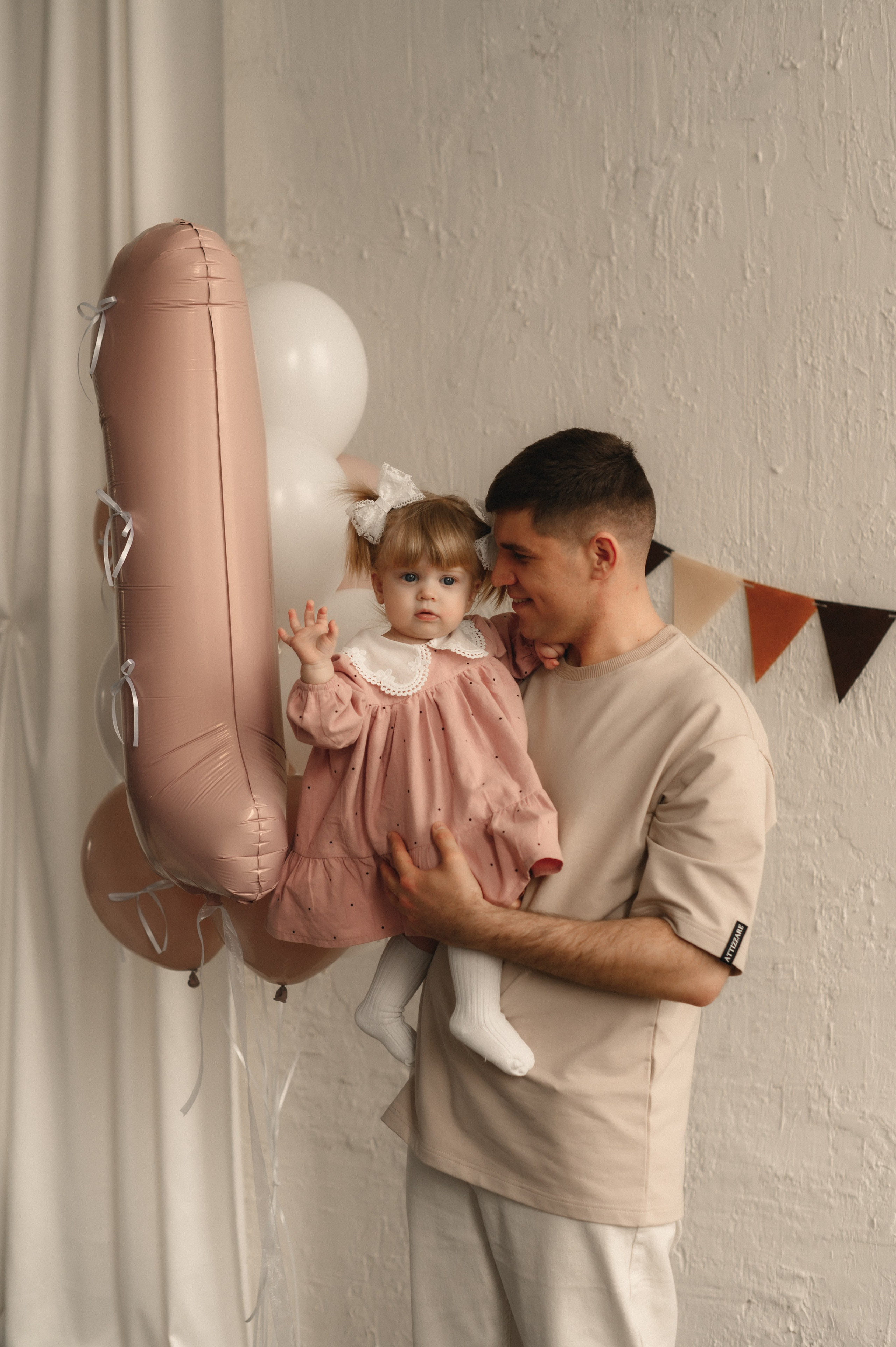 Годик Аделине. Студийная съёмка. Семейный фотограф в г. Ставрополь, Сорокина Мария