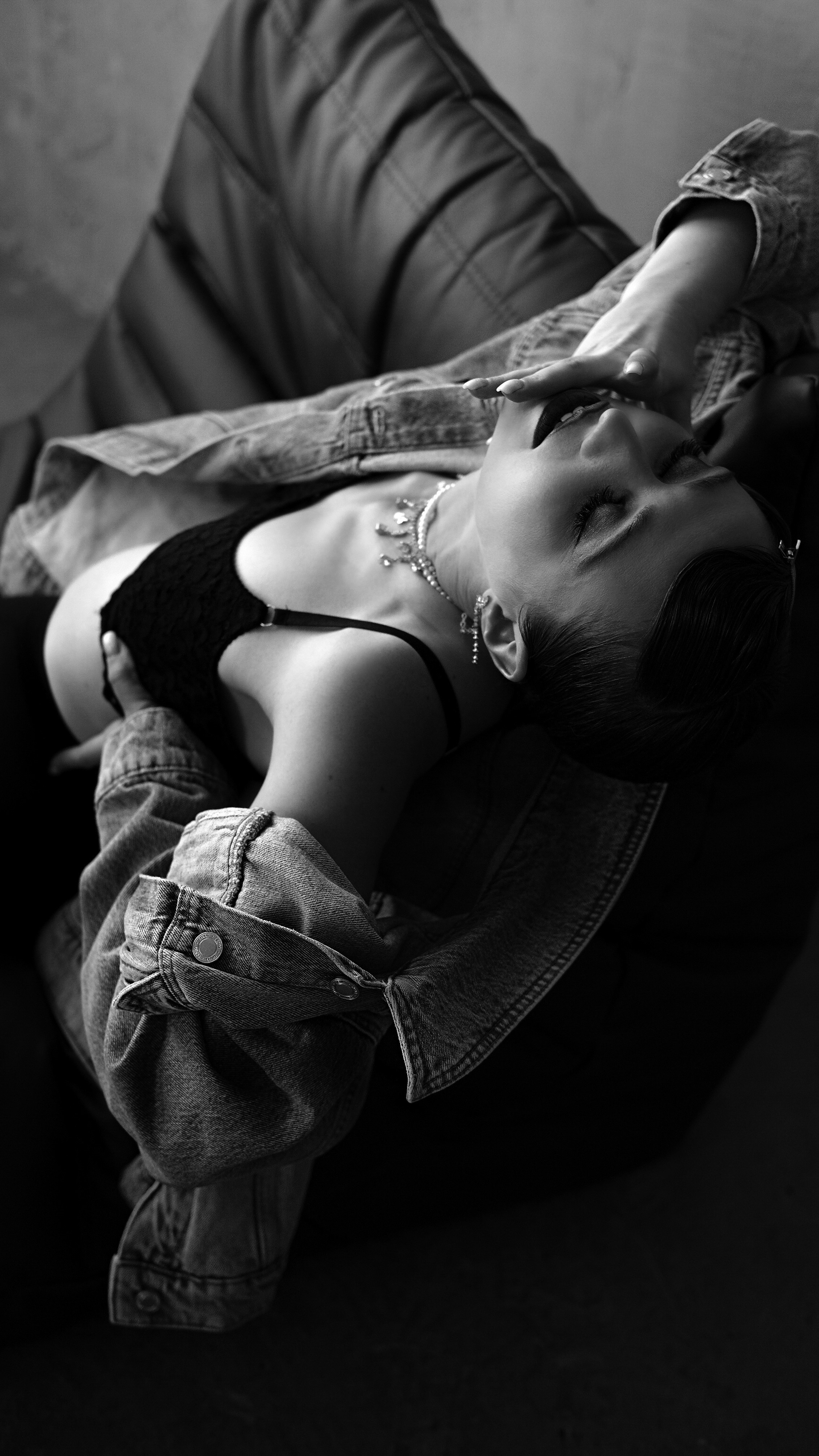 Фотосессия в жанре женский портрет. Фотограф Новосибирск Пермякова Виктория