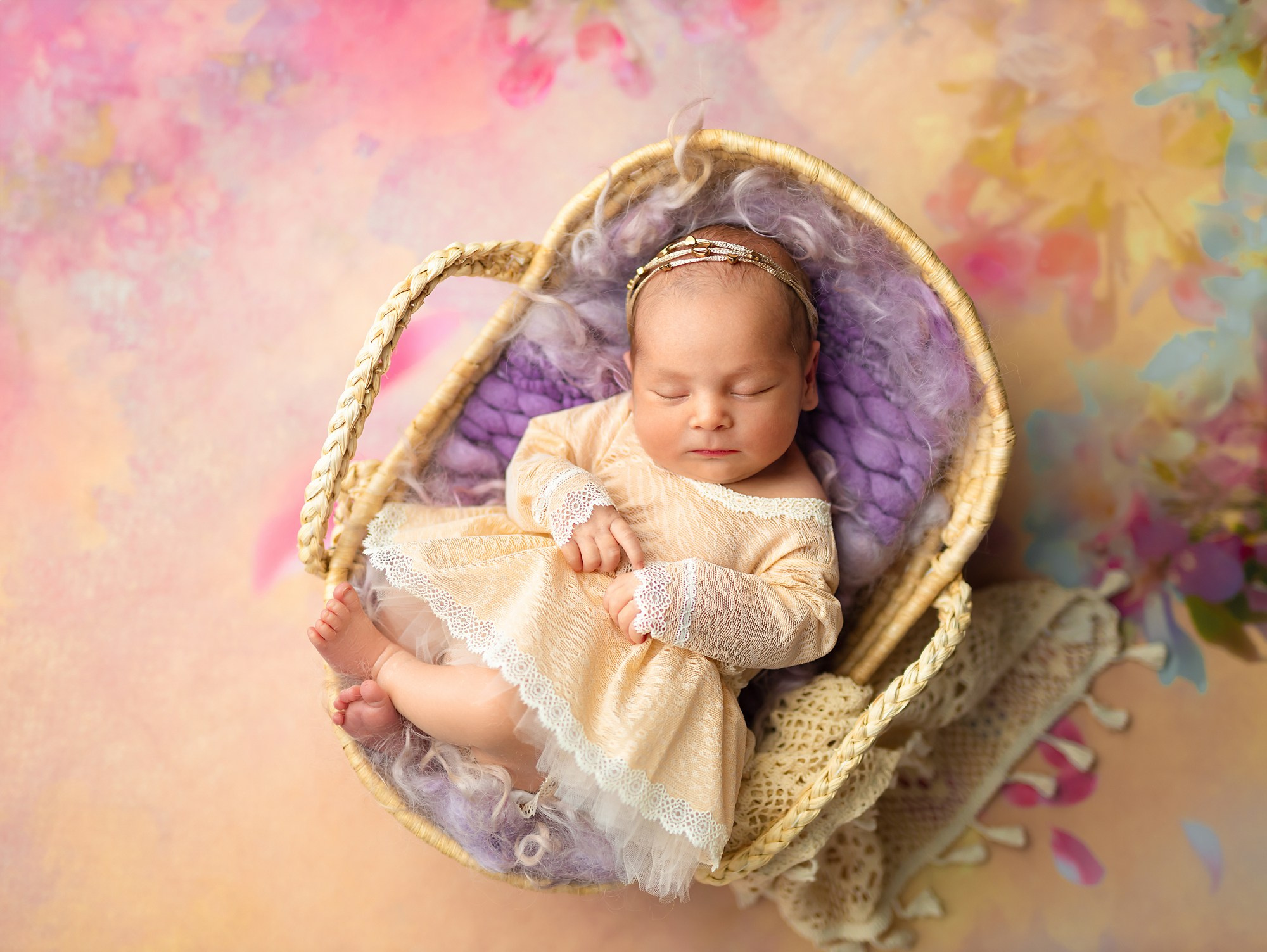 Newborn. Фотограф новорождённых в Казани Нейля Гильмутдинова ньюборн