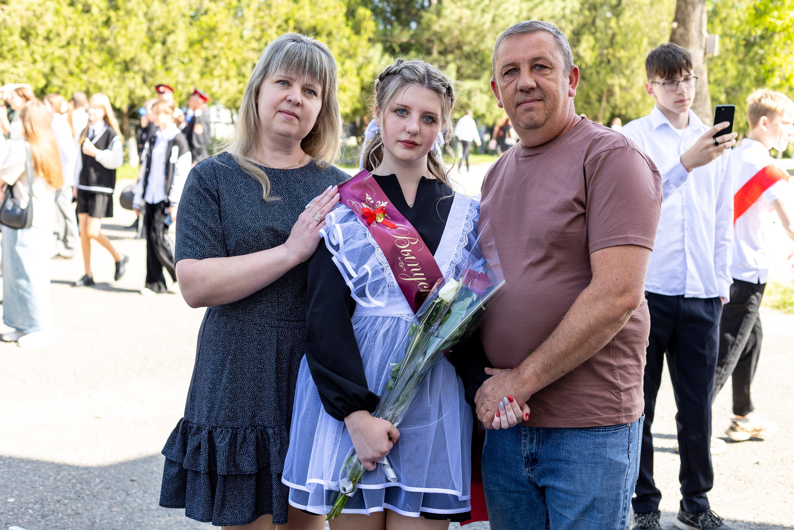 Последний звонок. Выпускные альбомы Майкоп, Краснодар Елена Золотарева