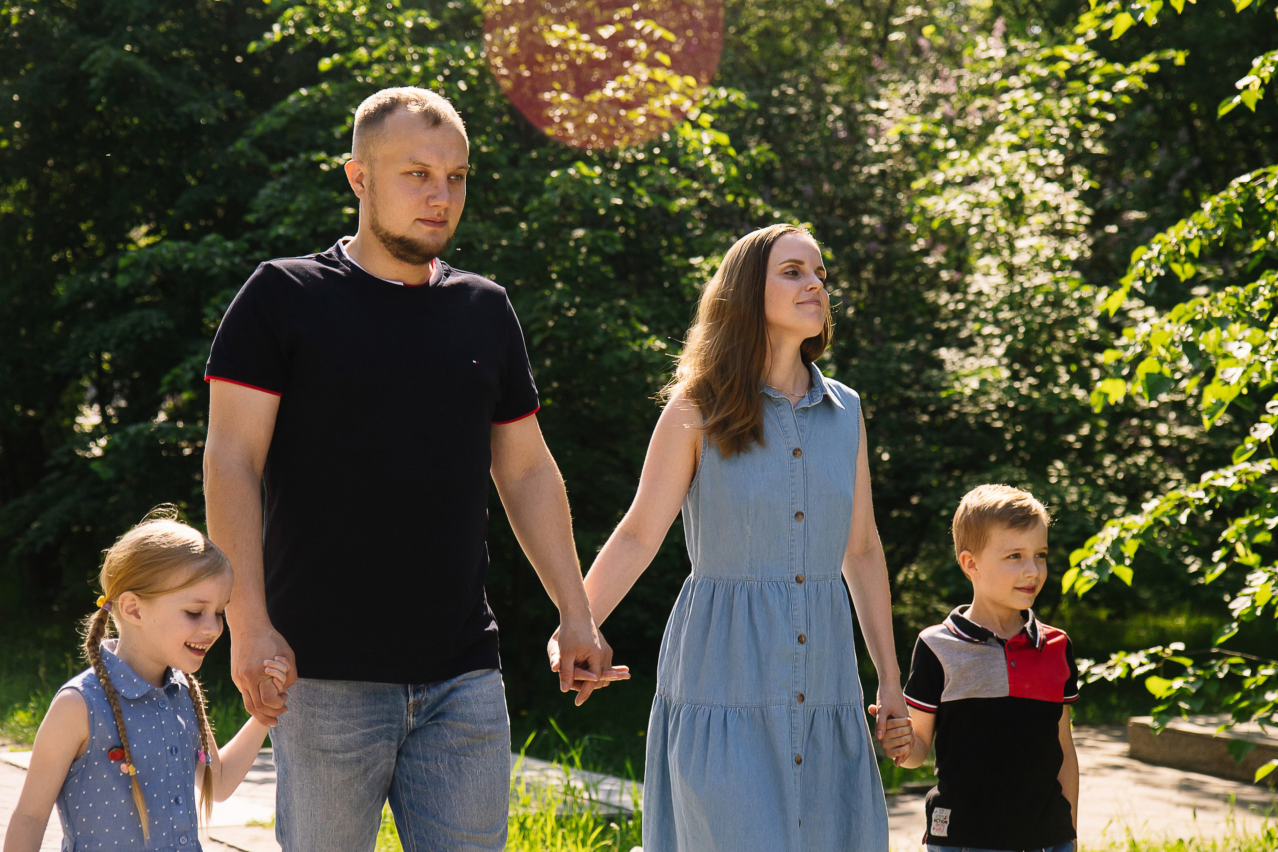 Летняя прогулка в Ботаническом саду города Томска. Семейный фотограф в Томске Максимова Екатерина