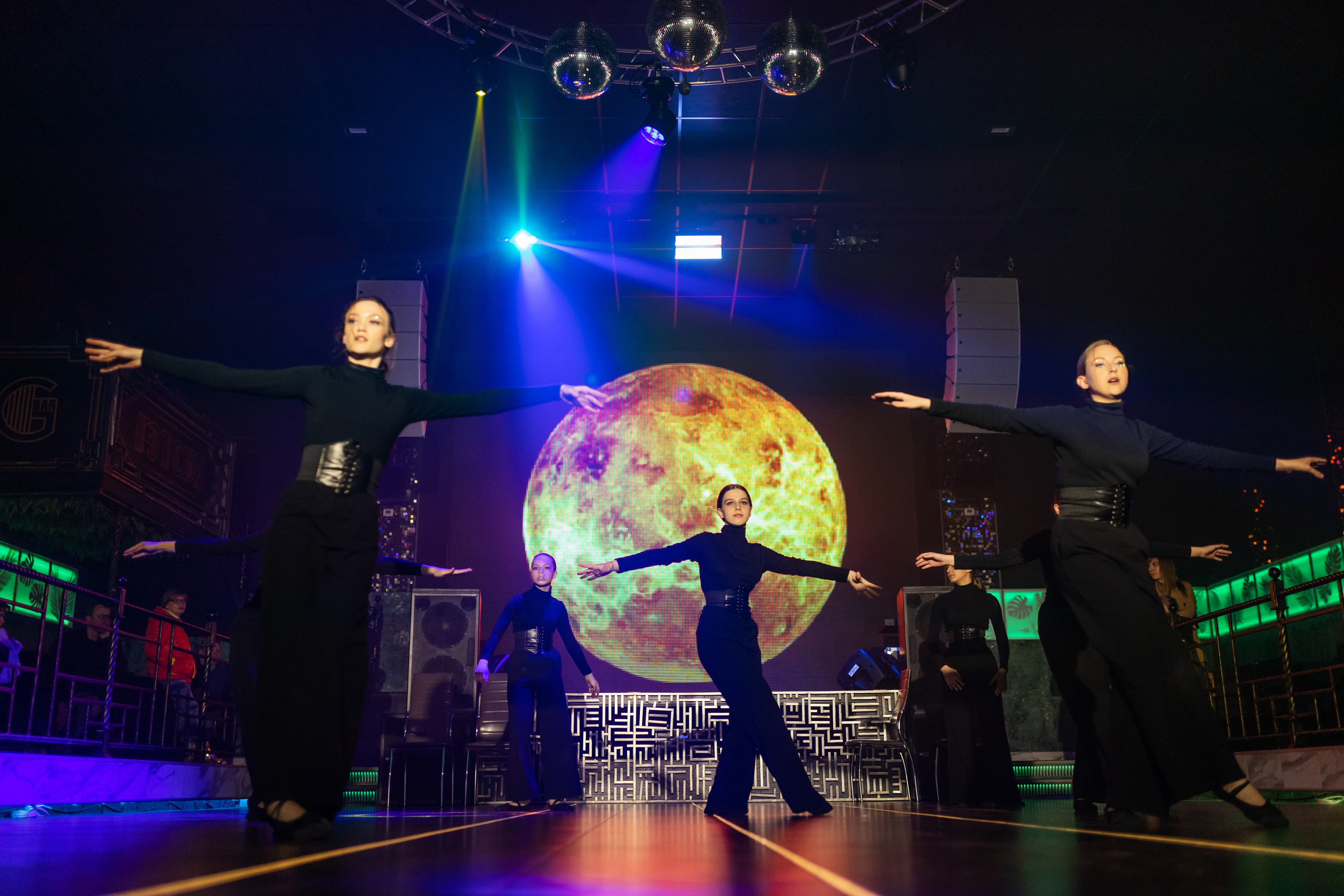 Immersive show. Andrey Pospelove. Фотограф в Саратове