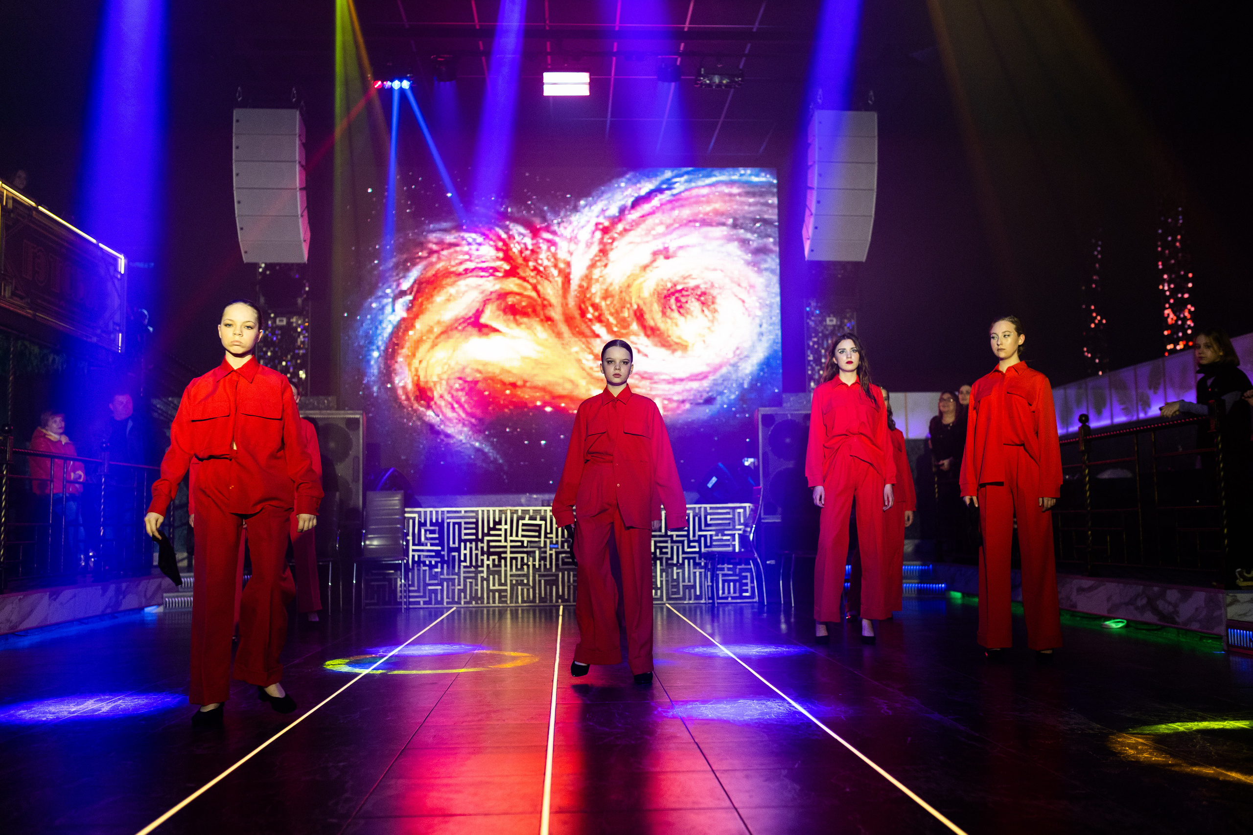 Immersive show. Andrey Pospelove. Фотограф в Саратове