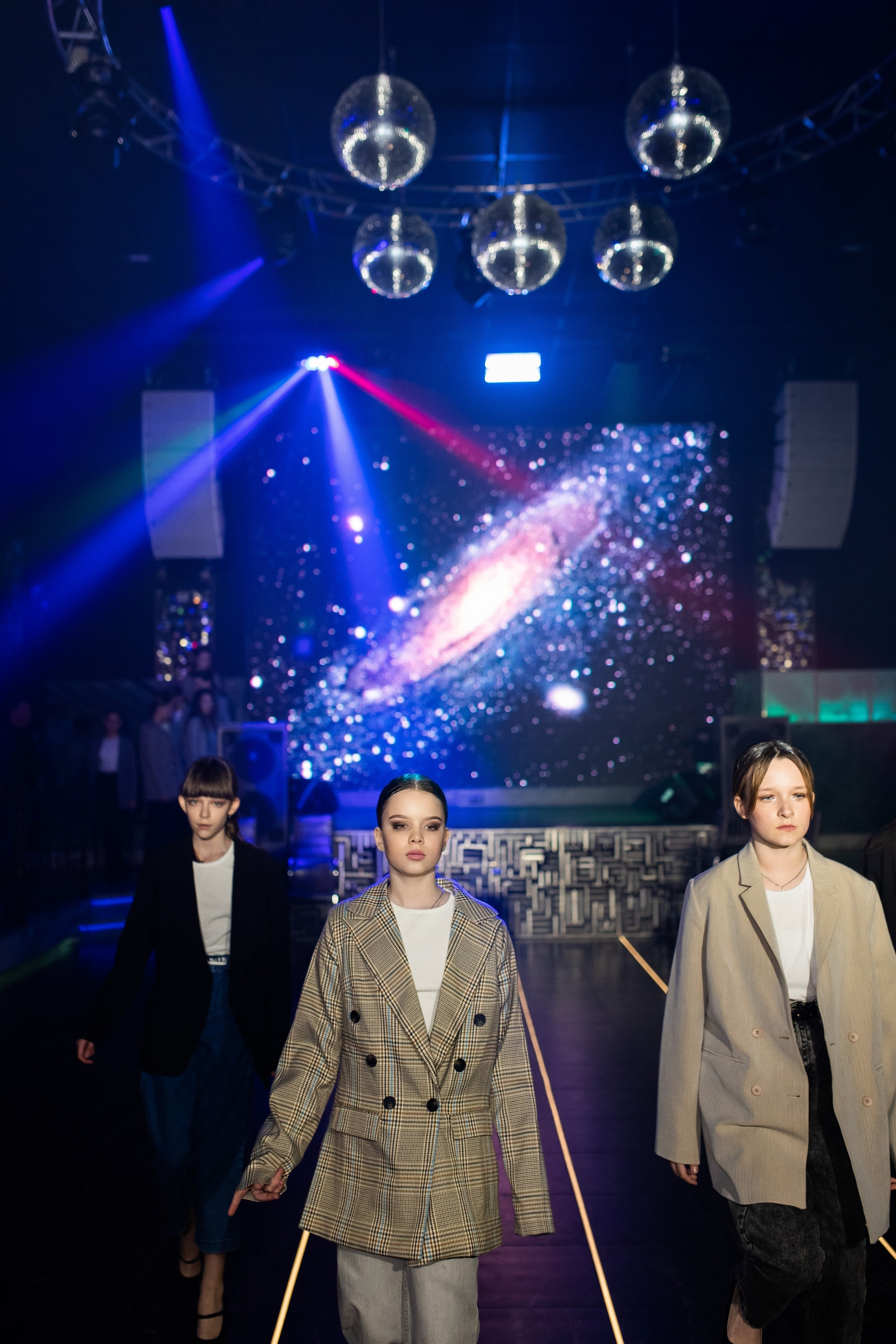 Immersive show. Andrey Pospelove. Фотограф в Саратове