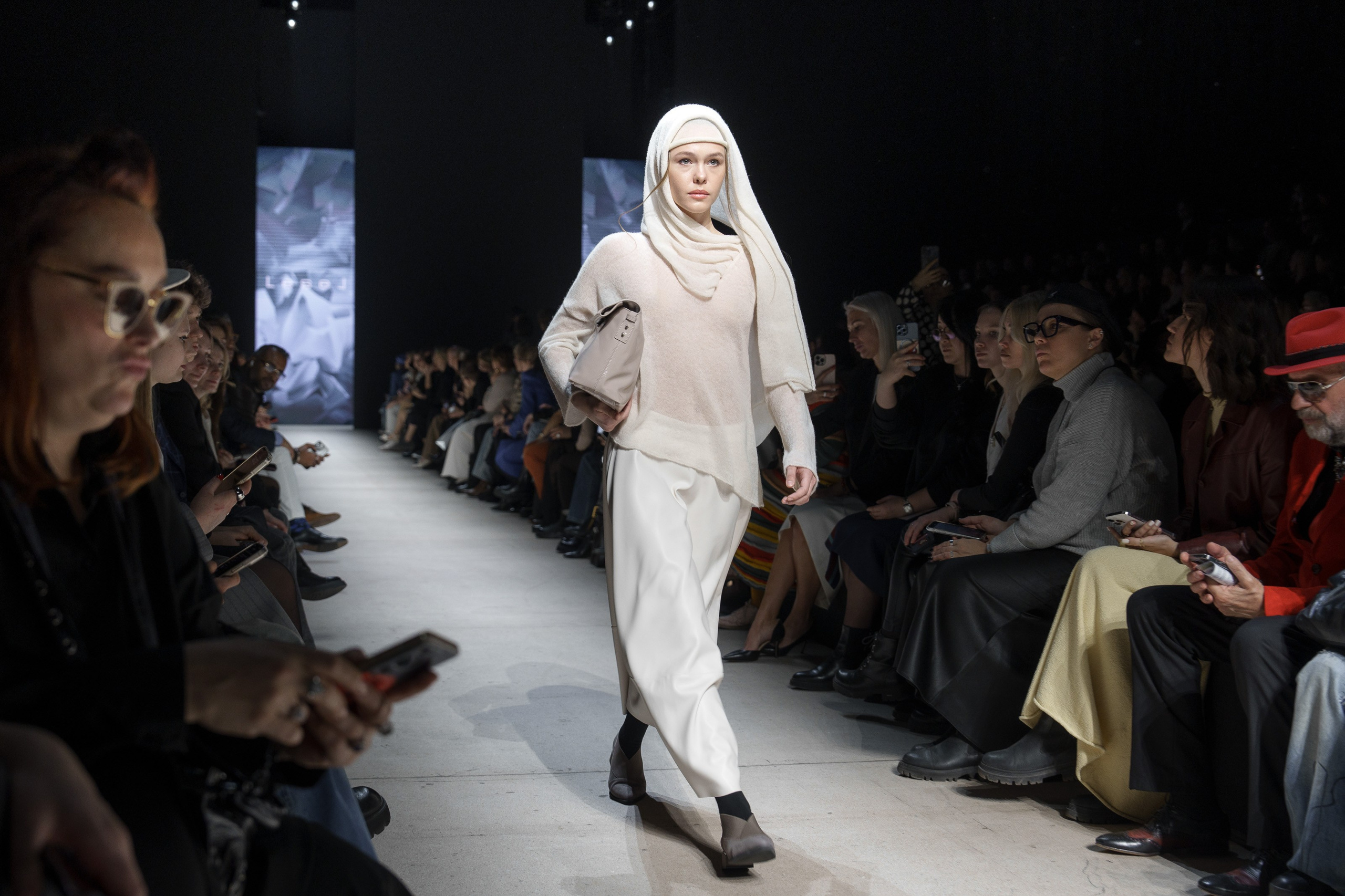 Moscow Fashion Week 2025 весна. Фотограф Николай Прокофьев модельные тесты в Москве