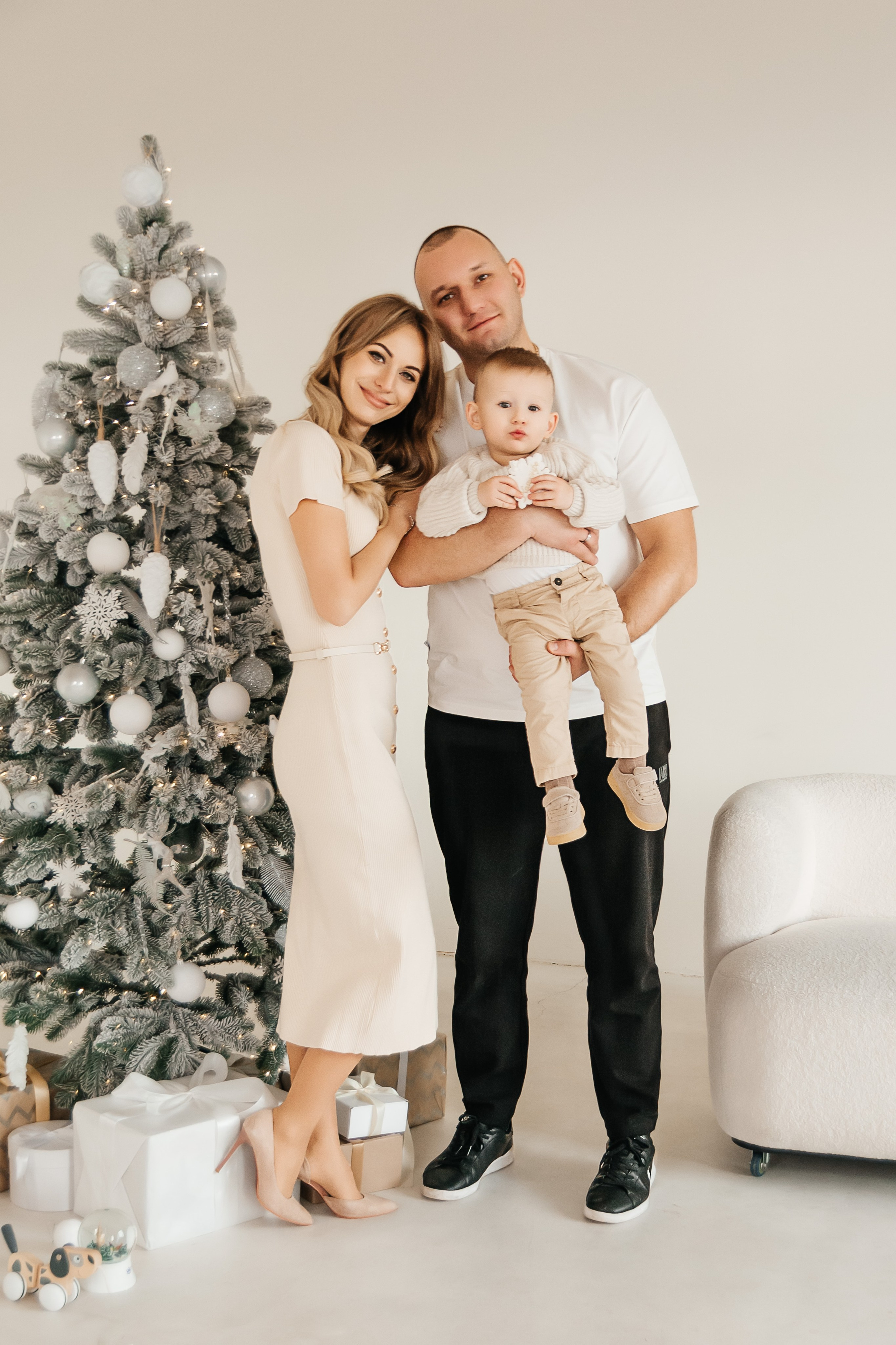 Новогодняя фотосессия Юля, Ярослав и Ростик. Семейный и детский фотограф Кущ Наташа