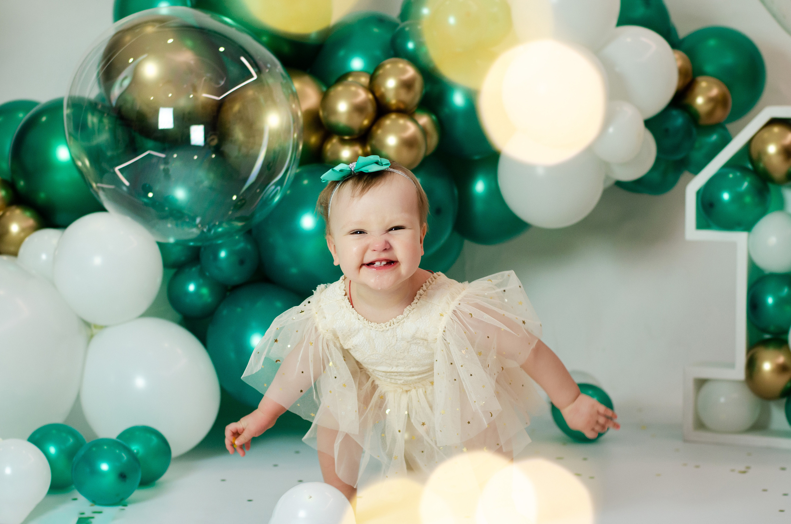 Годовасие. Марина Колосова, детский фотограф и фотограф новорожденных в Красноярс