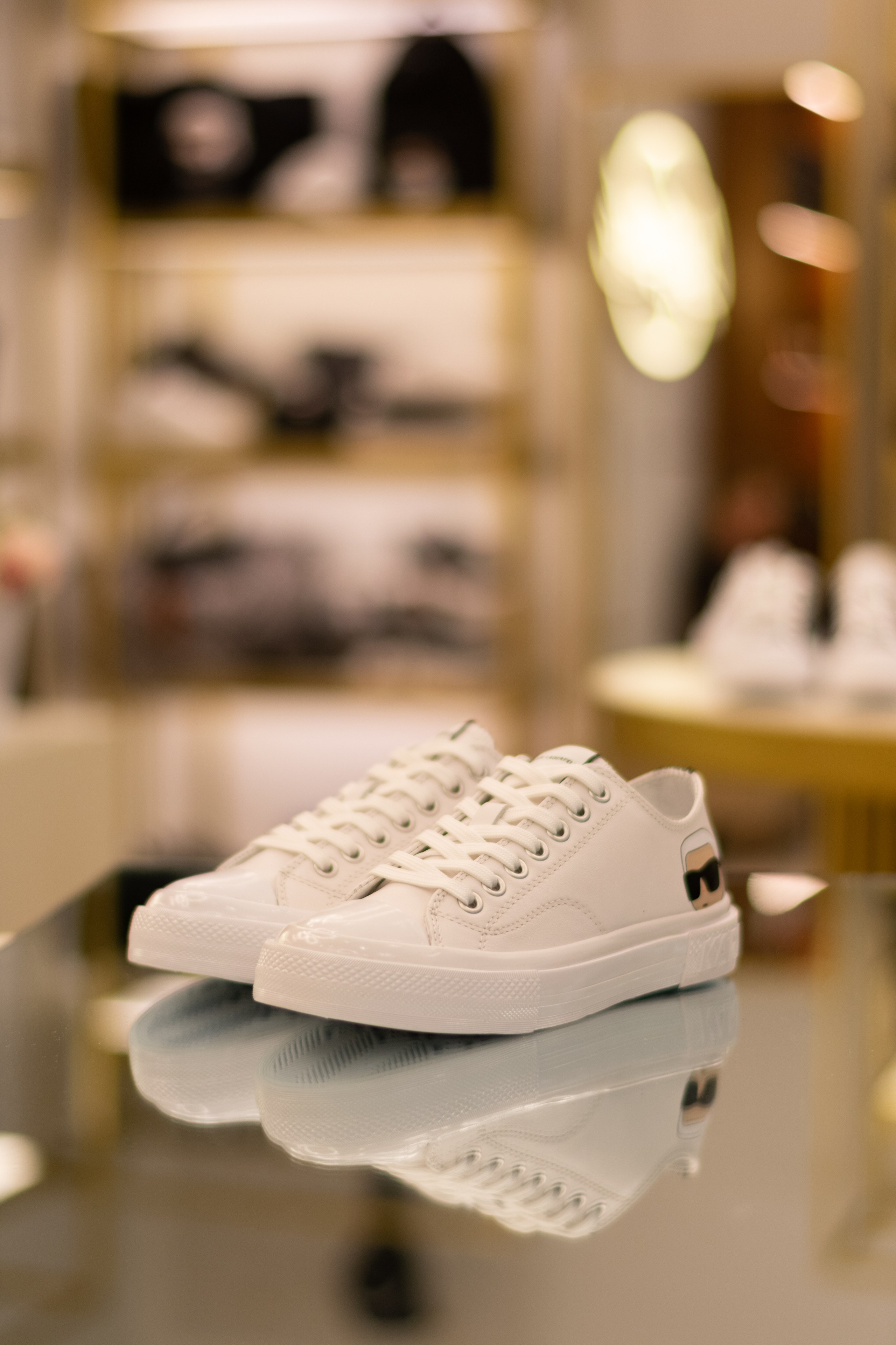 Для организаций. Предметная фотосессия для обувного магазина Capsula. Фотограф/видеограф Богдан Голованов